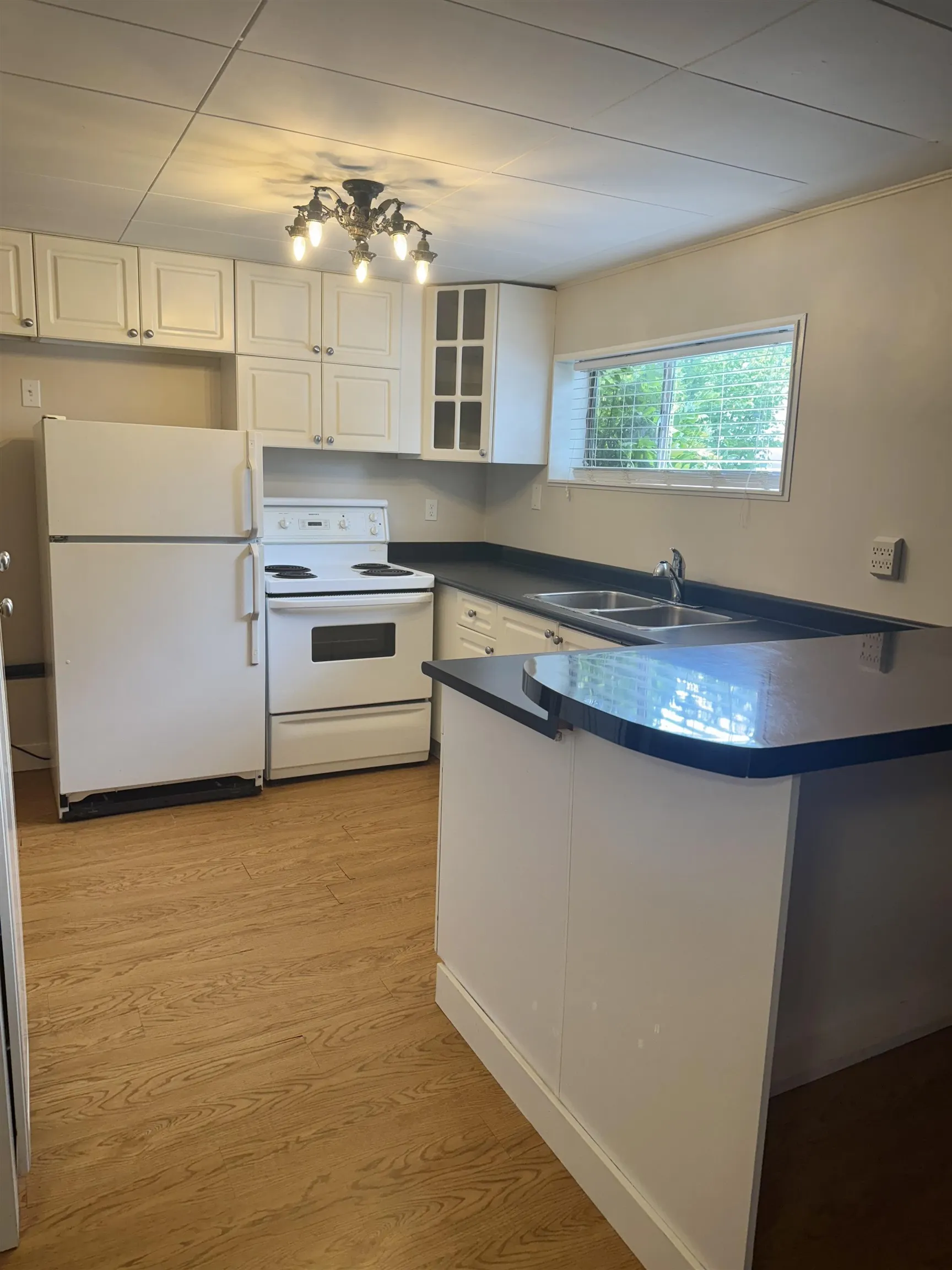 809 Porter Street
