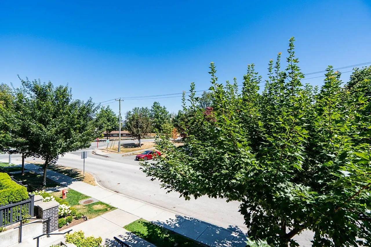 207 22087 49 Avenue