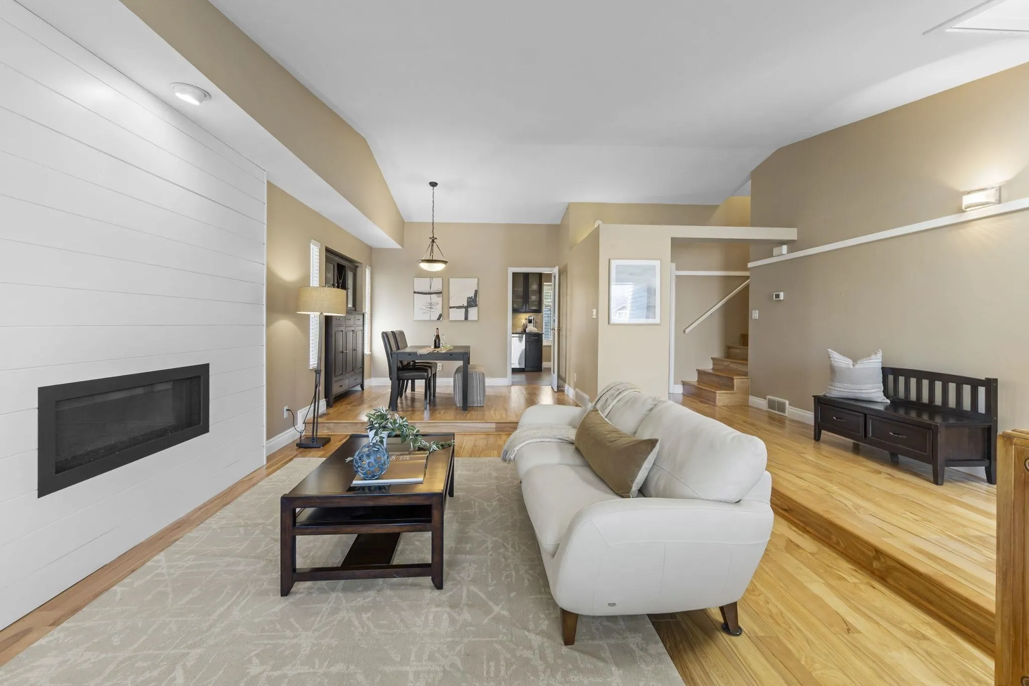 22098 Kerry Crescent
