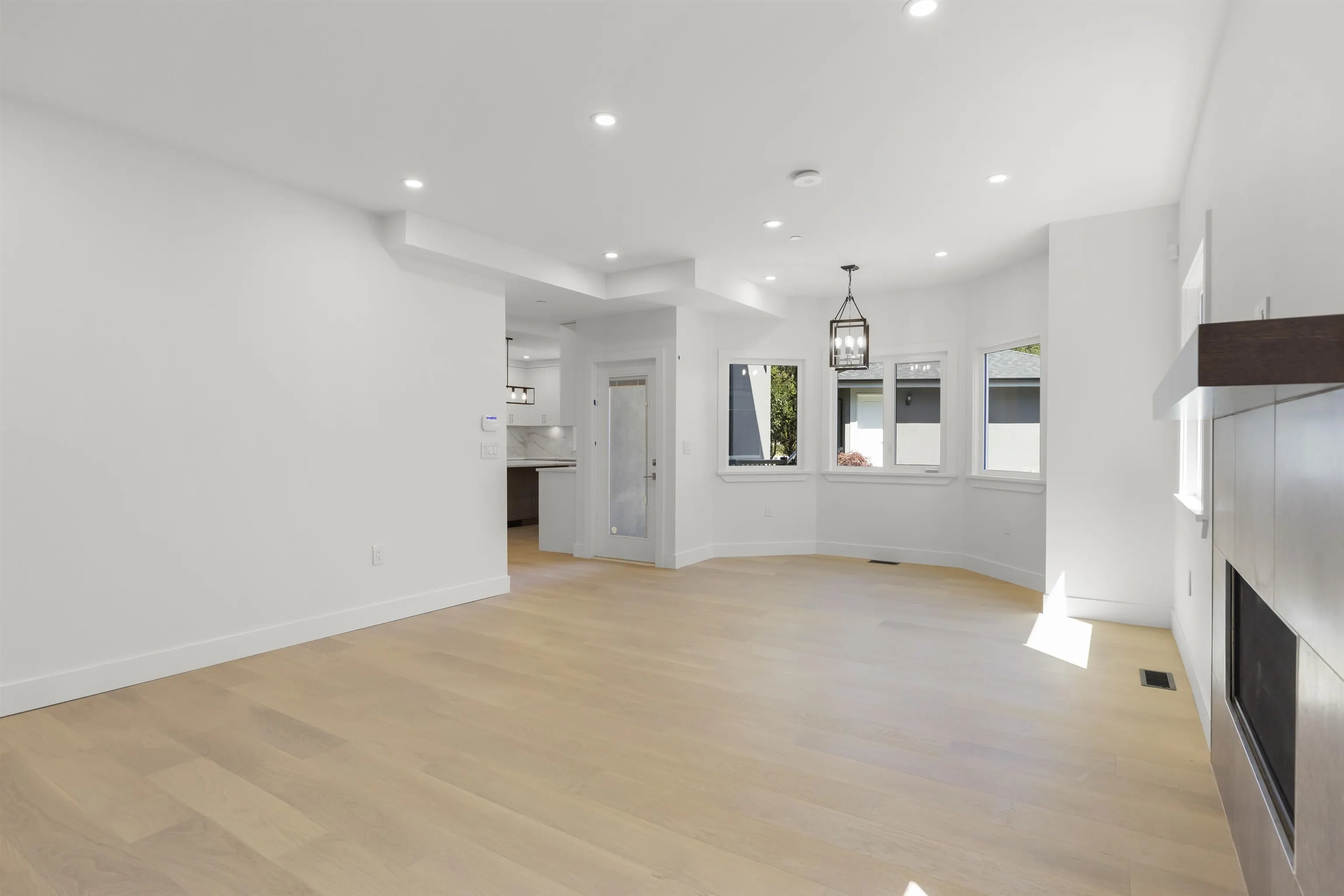4085 SW Marine Drive