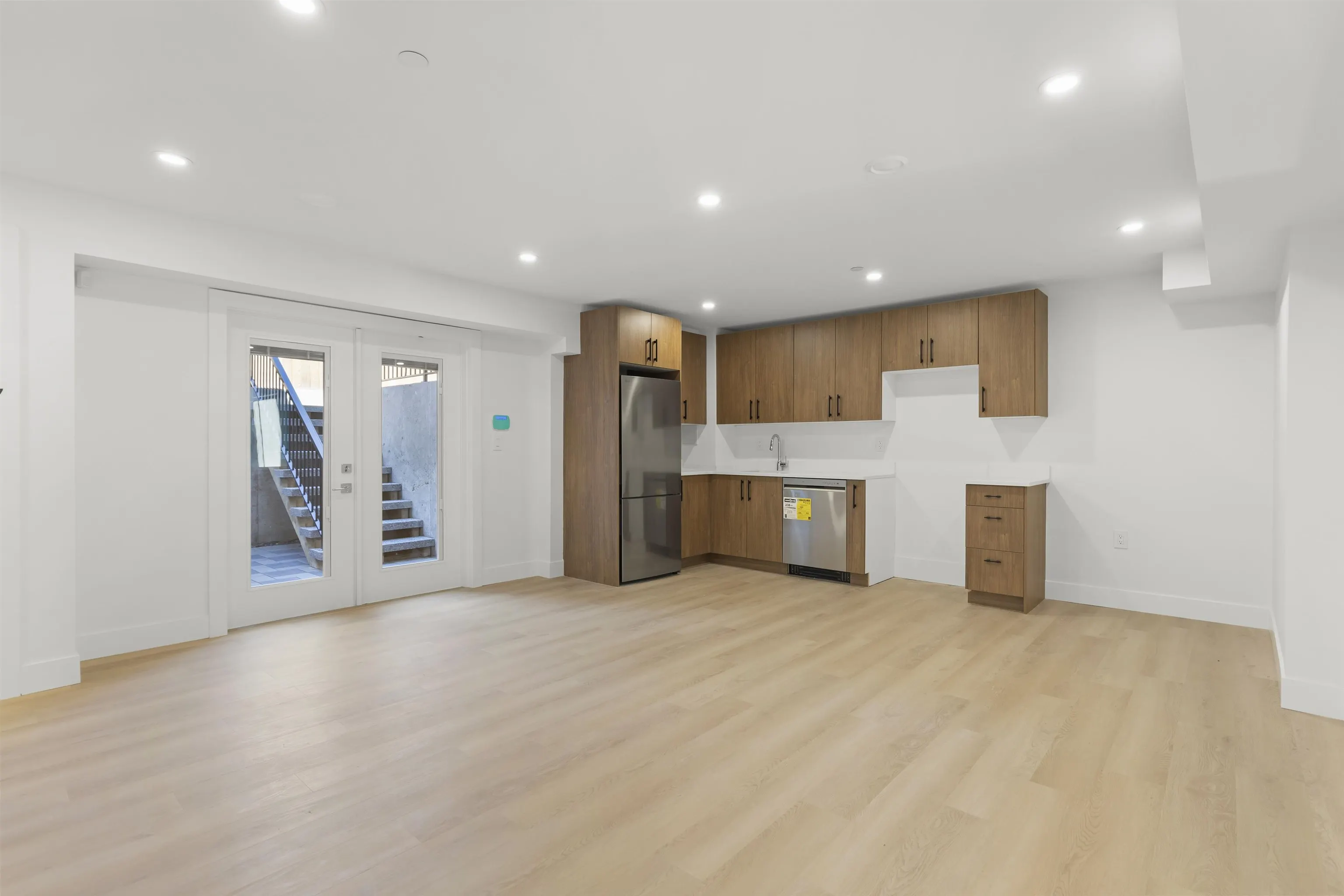 4085 SW Marine Drive