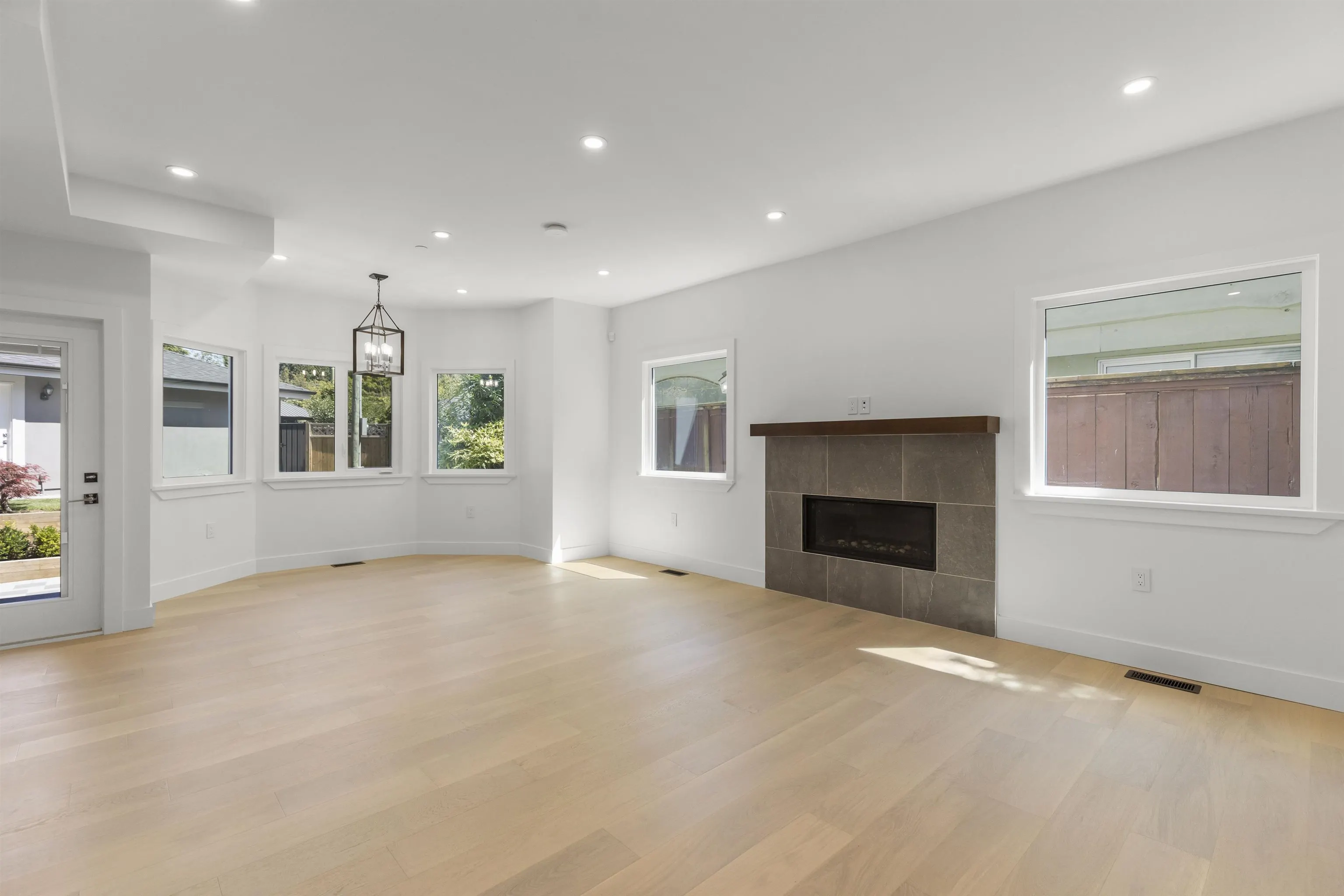 4085 SW Marine Drive