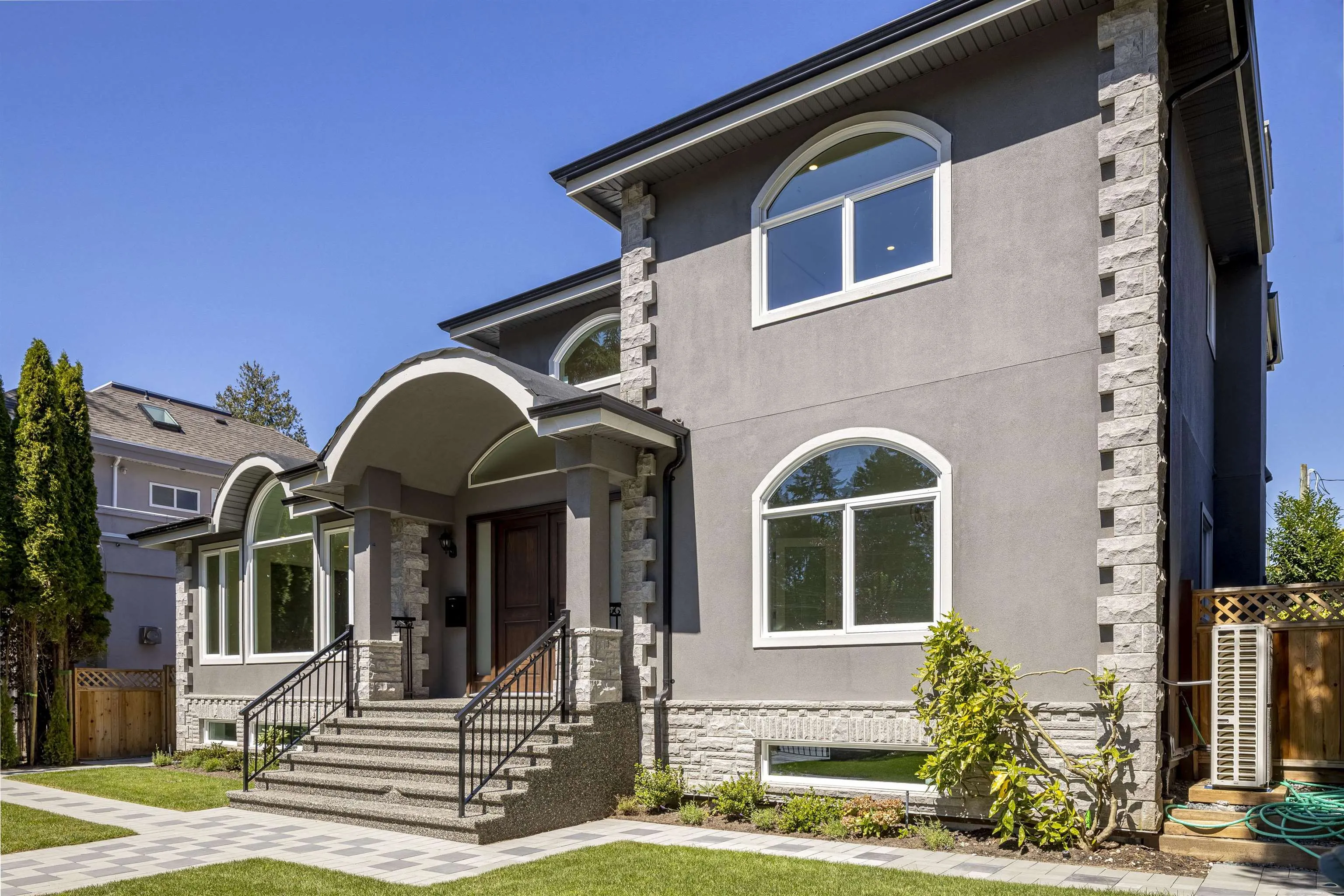 4085 SW Marine Drive