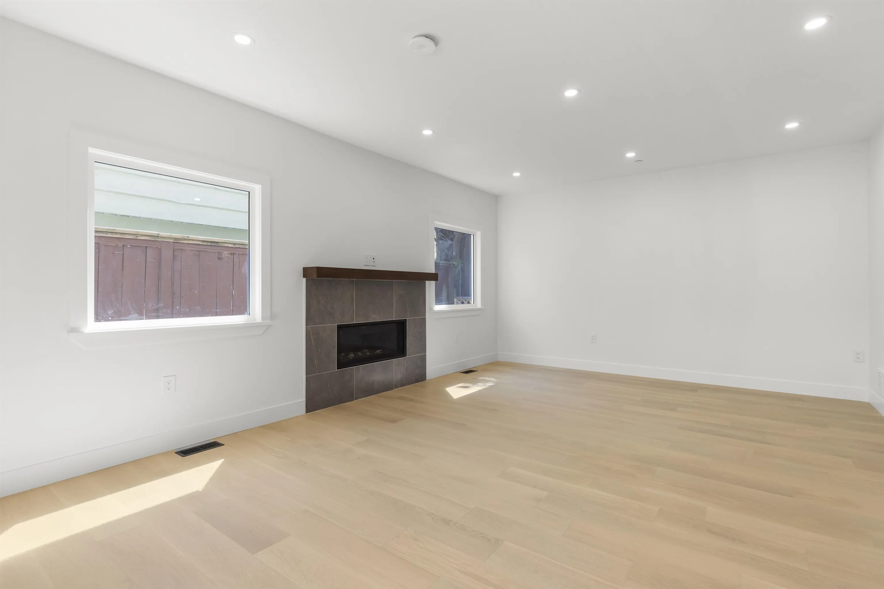 4085 SW Marine Drive