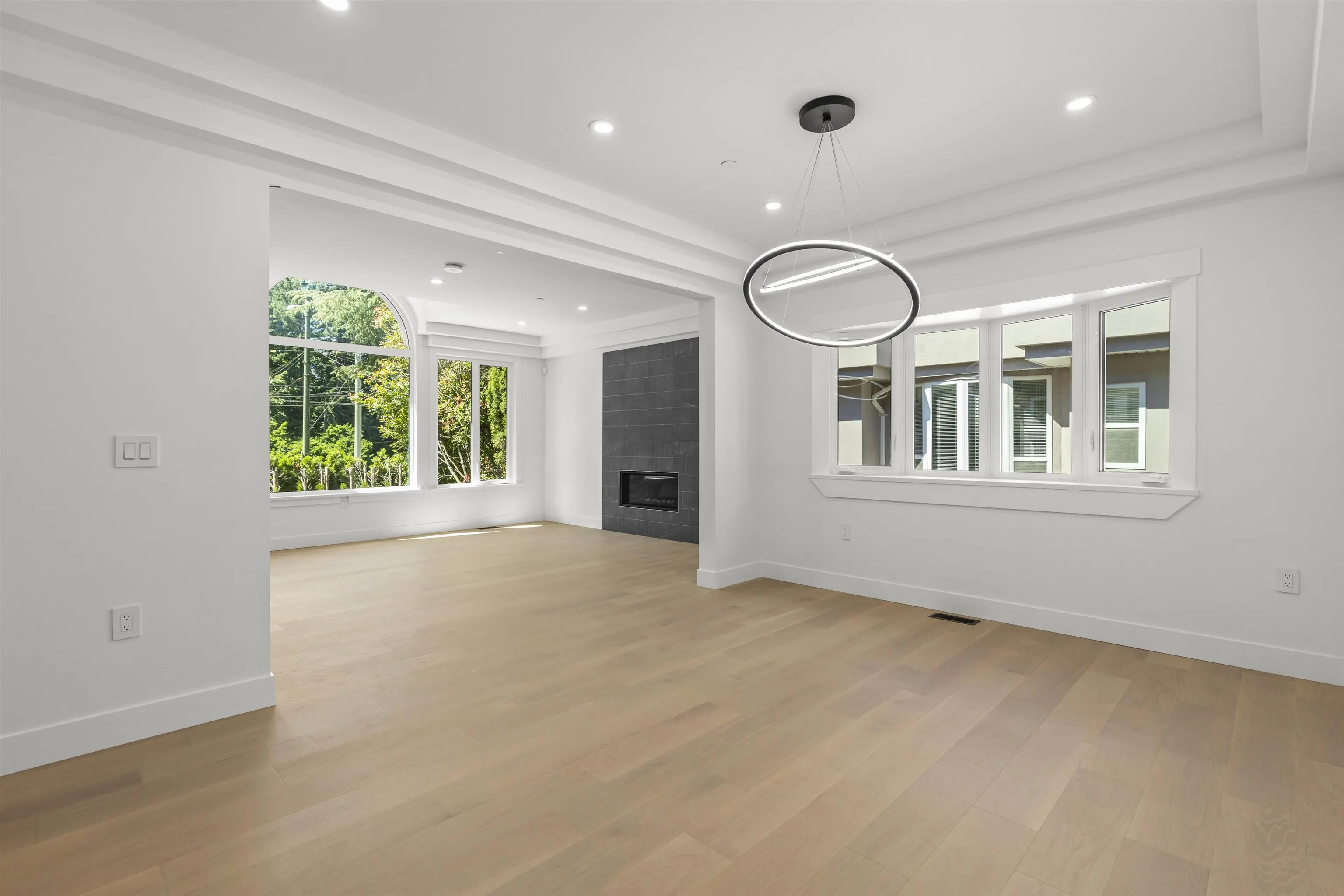 4085 SW Marine Drive