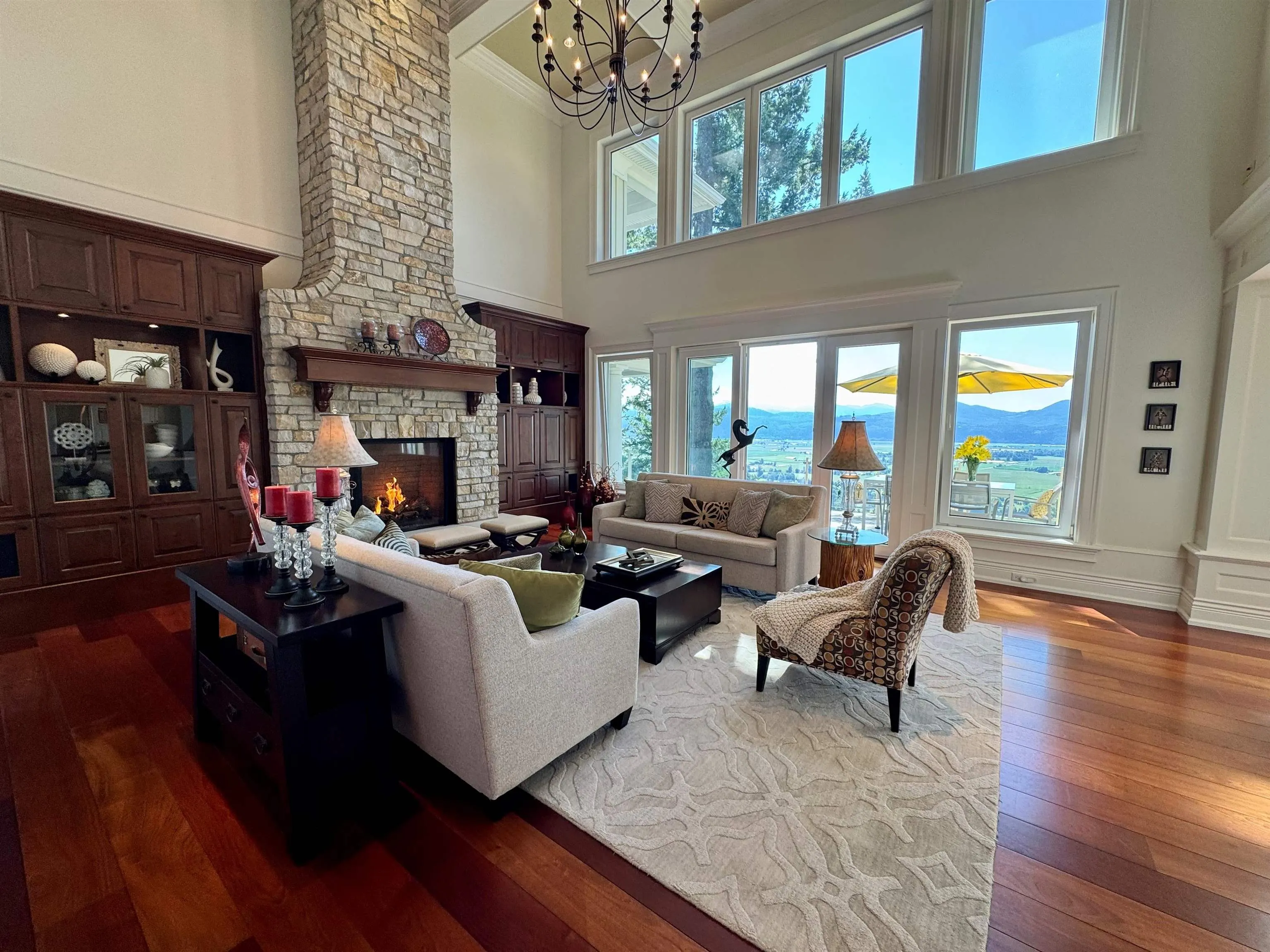 2430 Jonquil Court