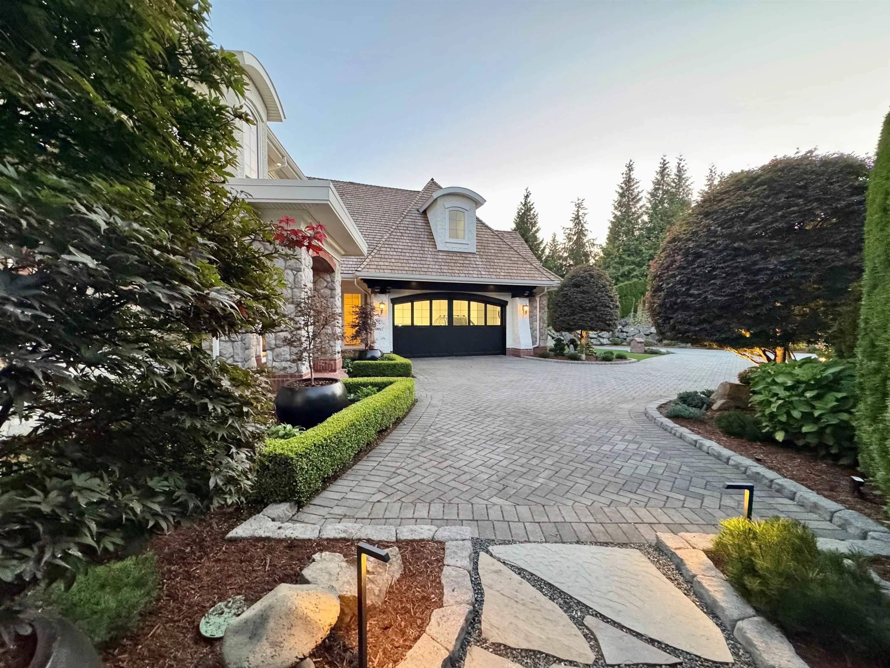 2430 Jonquil Court