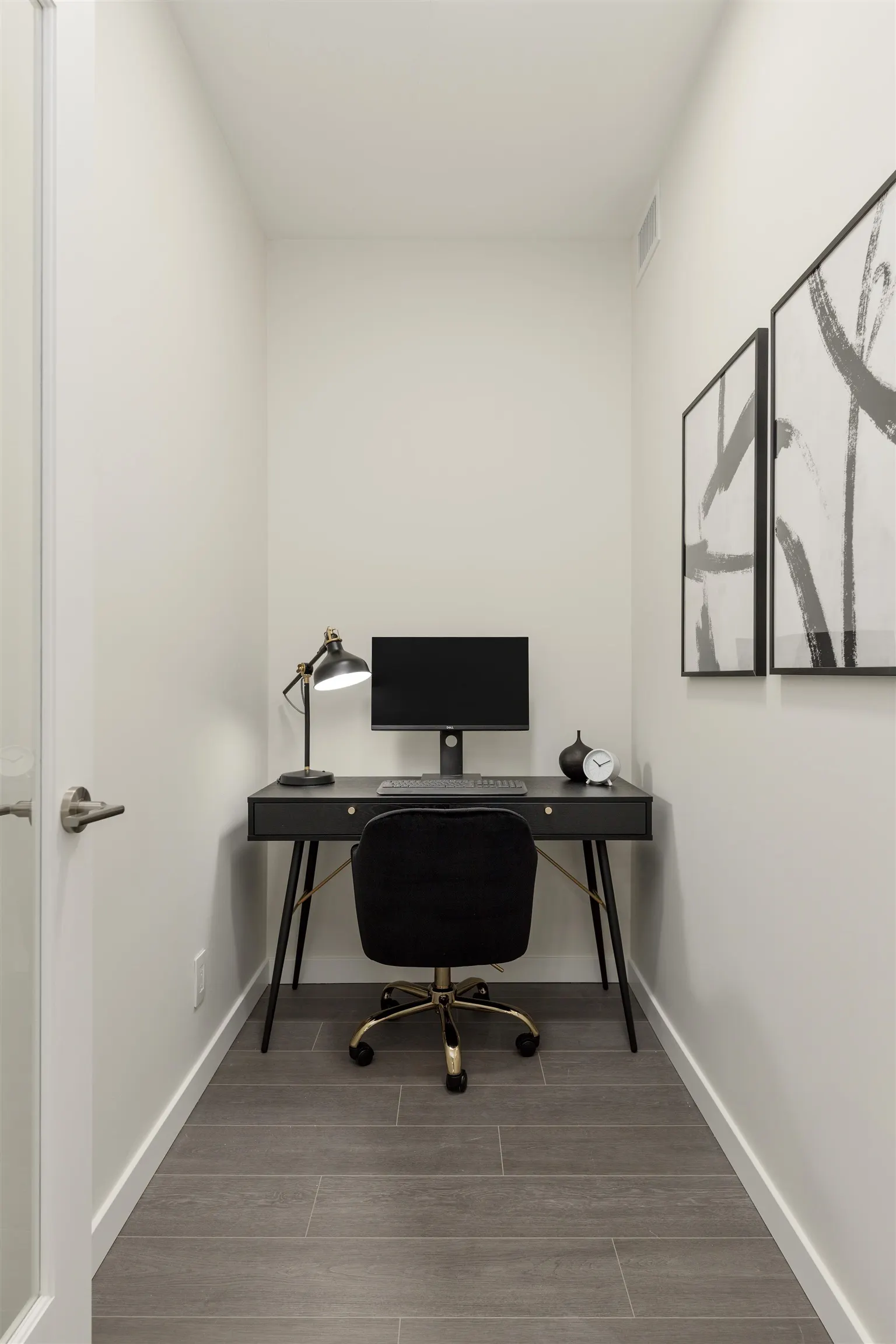 807 4168 Lougheed Highway