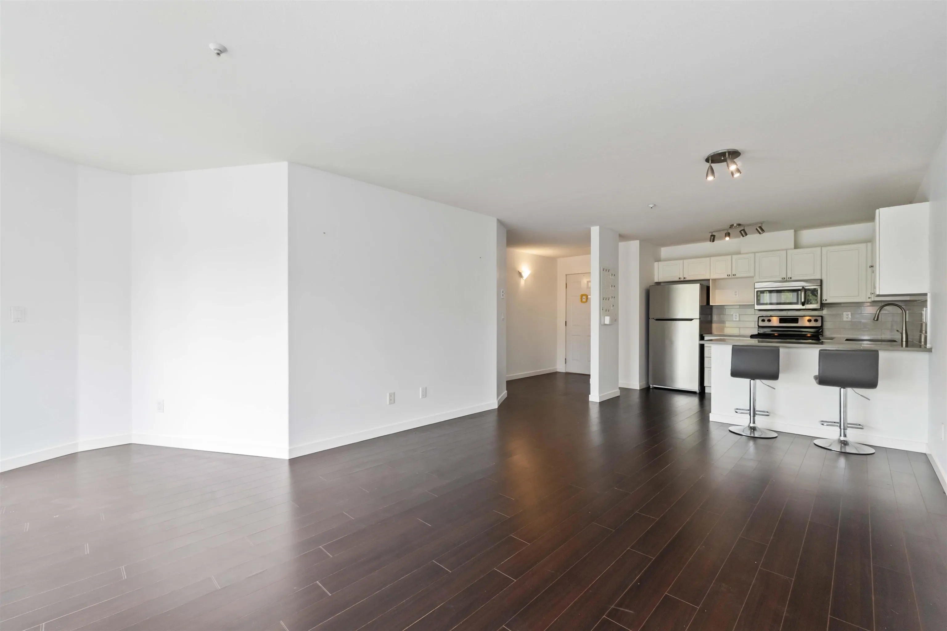307 20245 53 Avenue