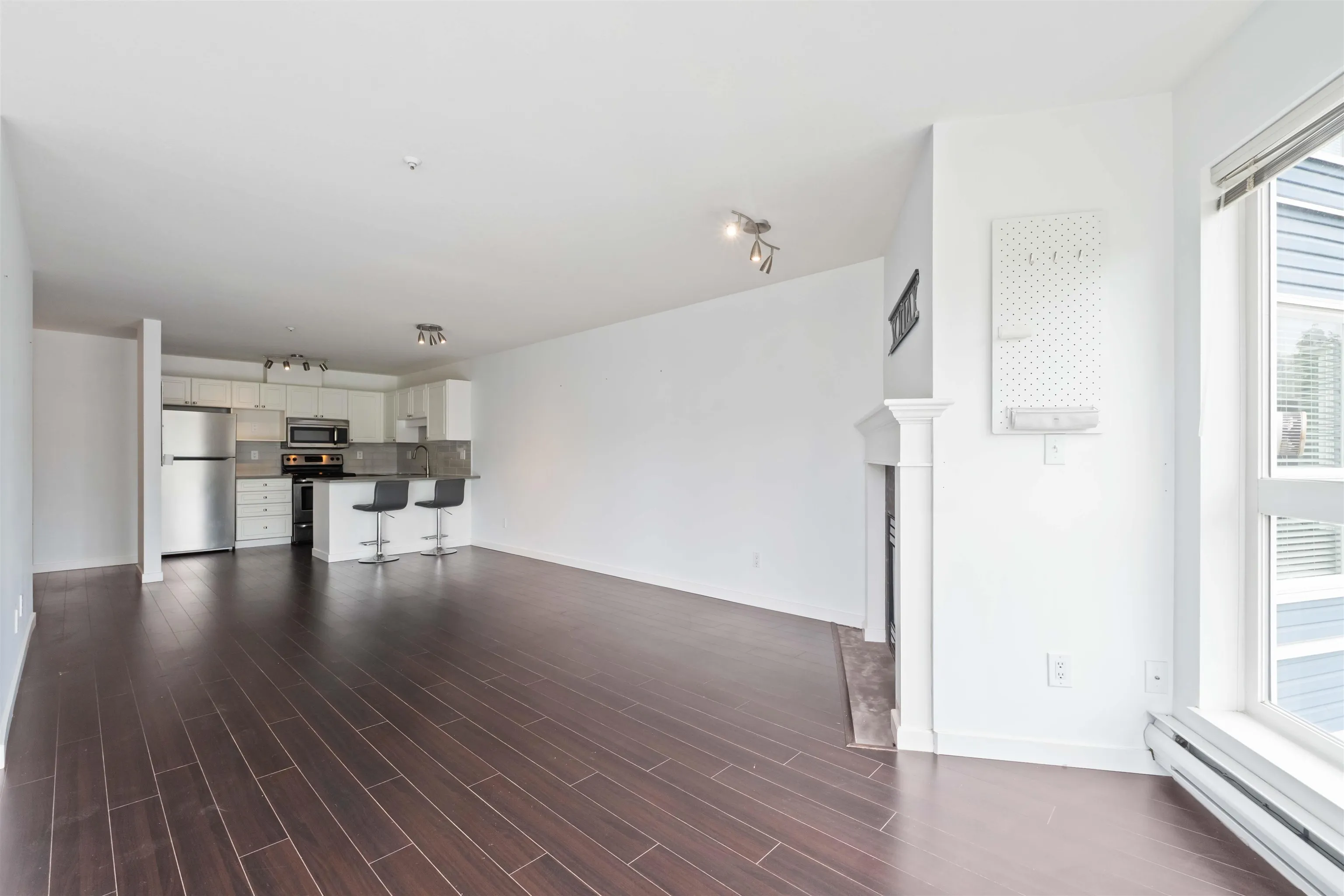 307 20245 53 Avenue
