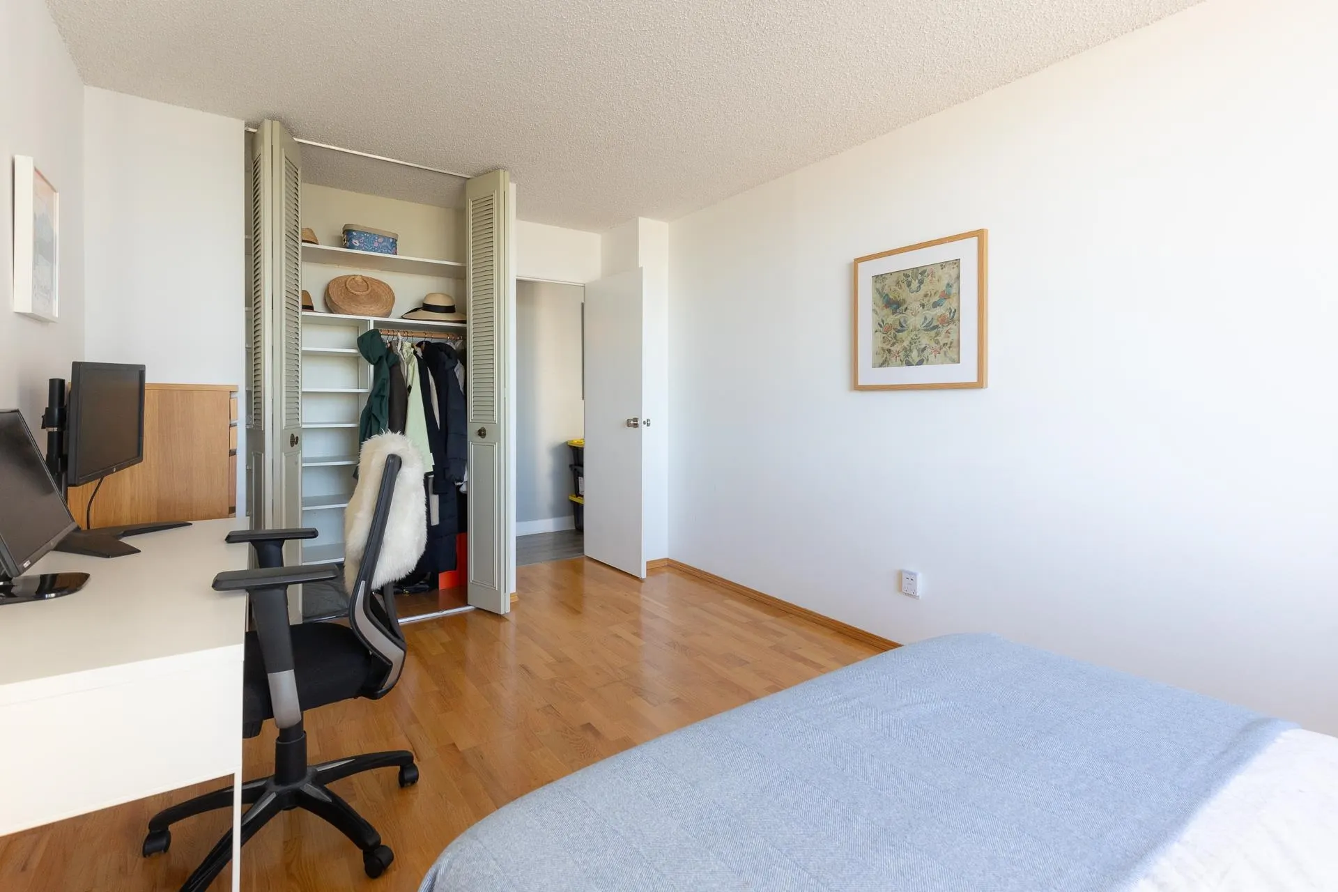 1404 7235 Salisbury Avenue