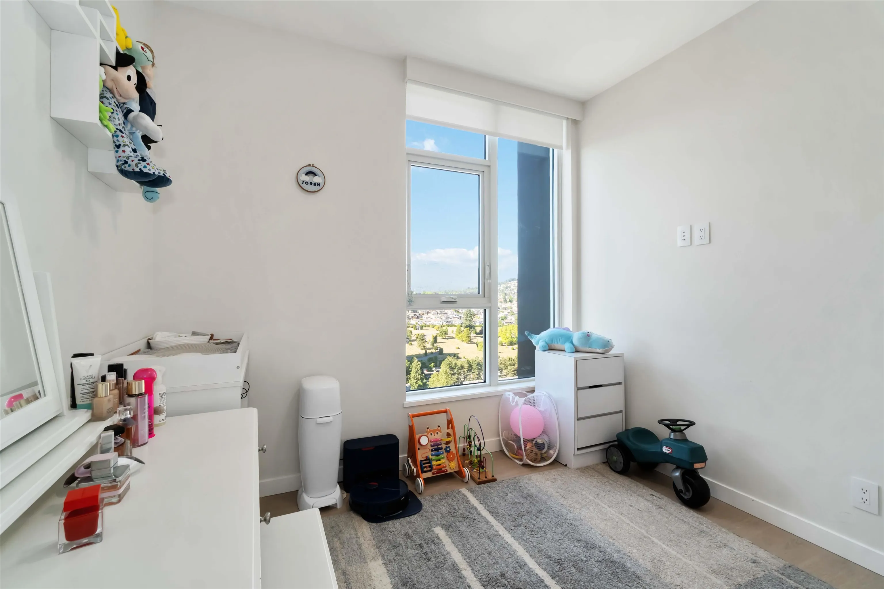 2607 4168 Lougheed Highway
