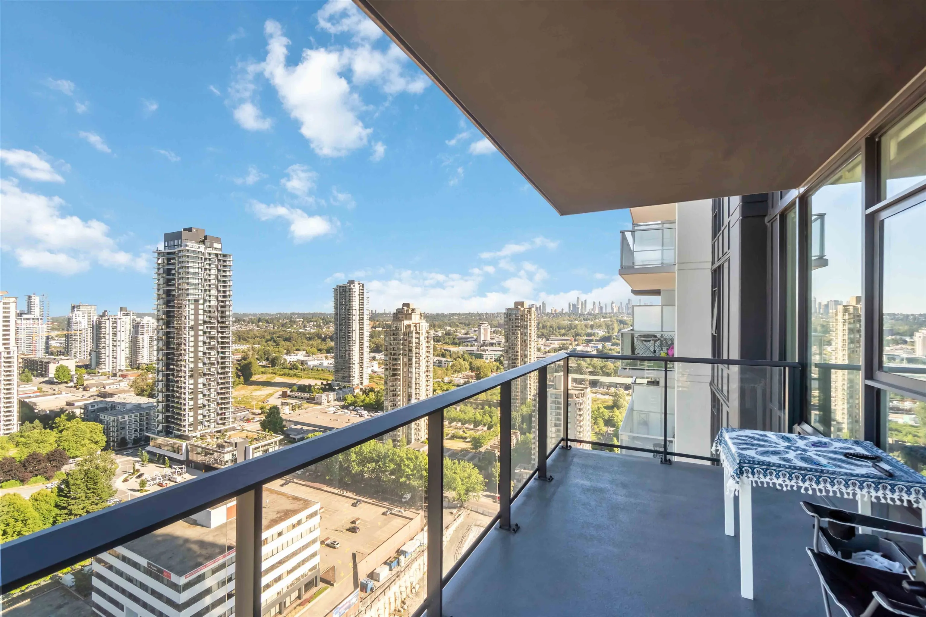 2607 4168 Lougheed Highway
