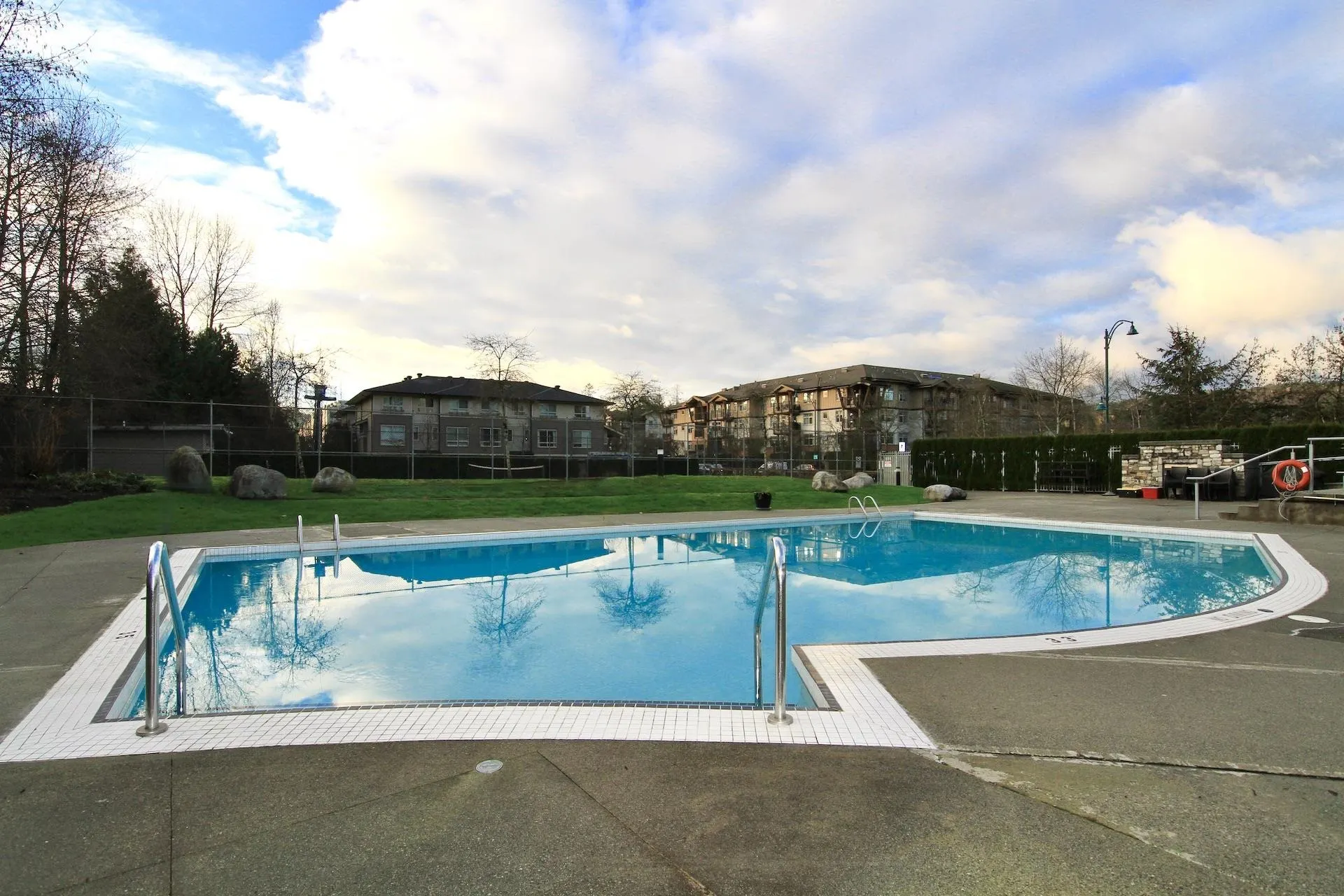 317 700 Klahanie Drive