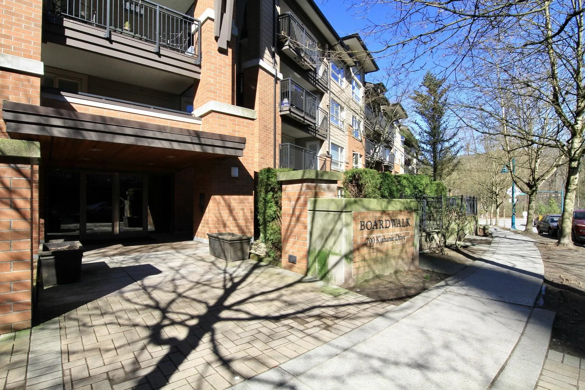 317 700 Klahanie Drive