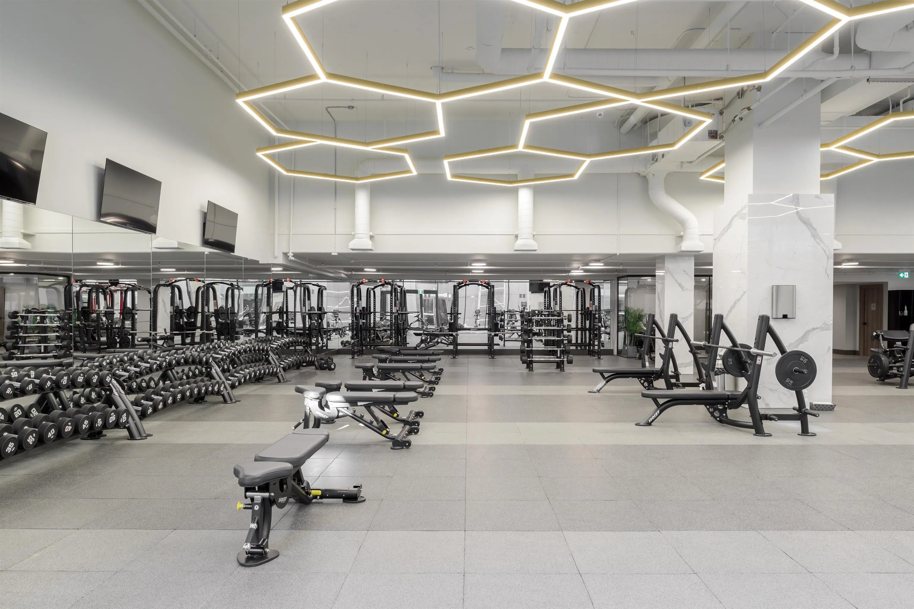 2507 4168 Lougheed Highway
