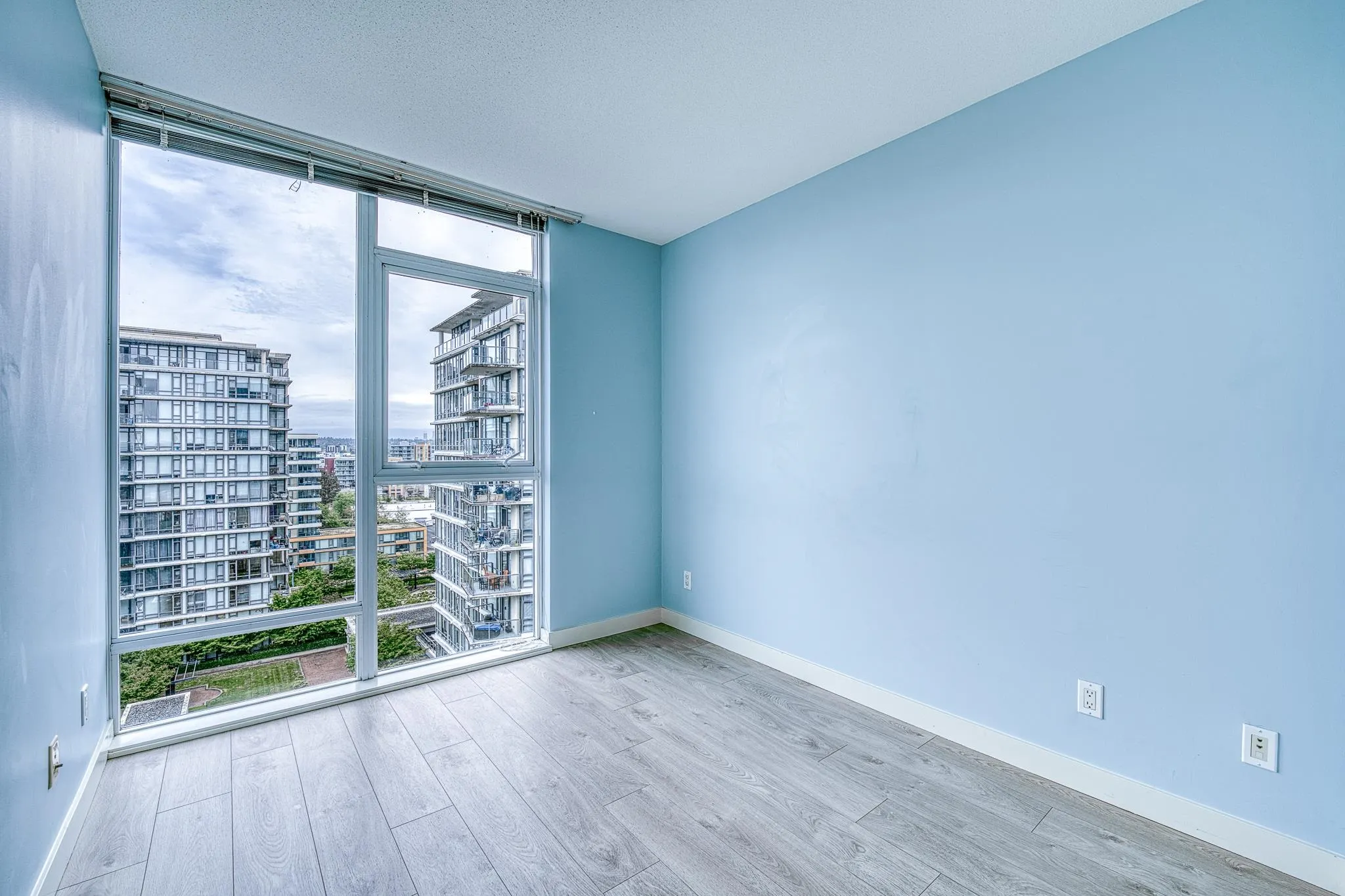 1501 5900 Alderbridge Way