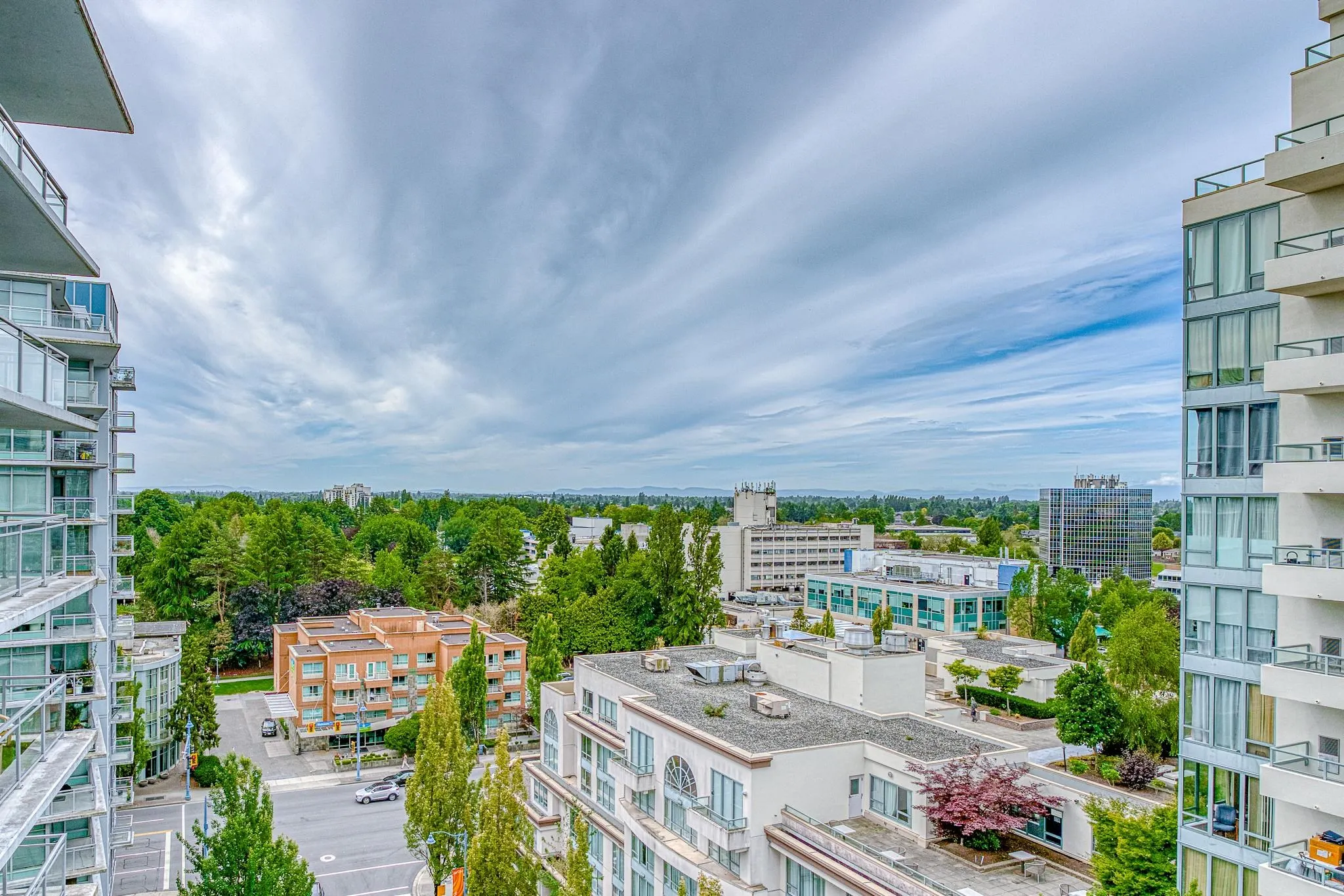 1501 5900 Alderbridge Way