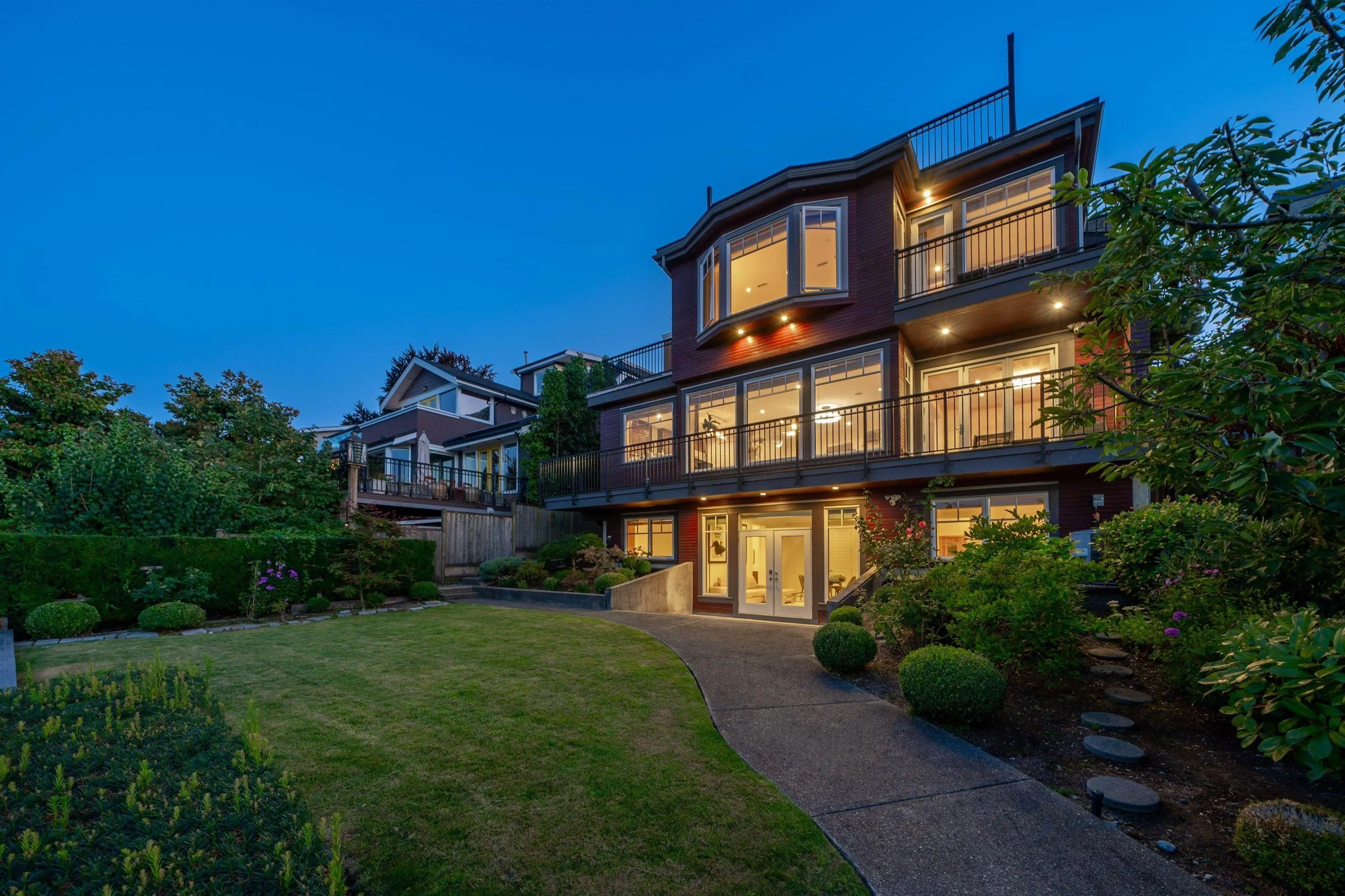 3936 Quesnel Drive