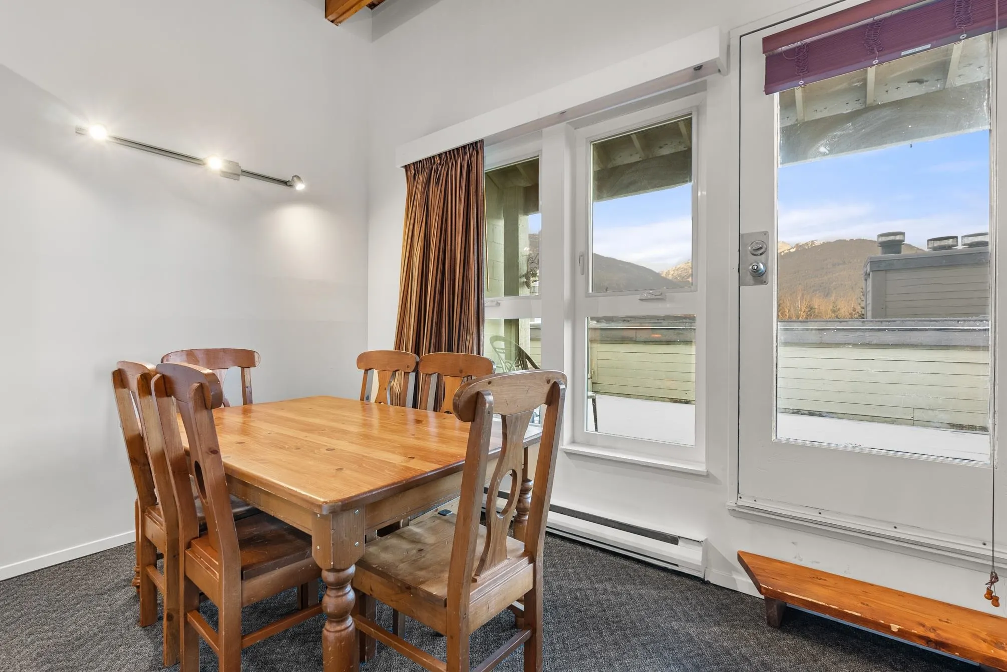 513 4200 Whistler Way