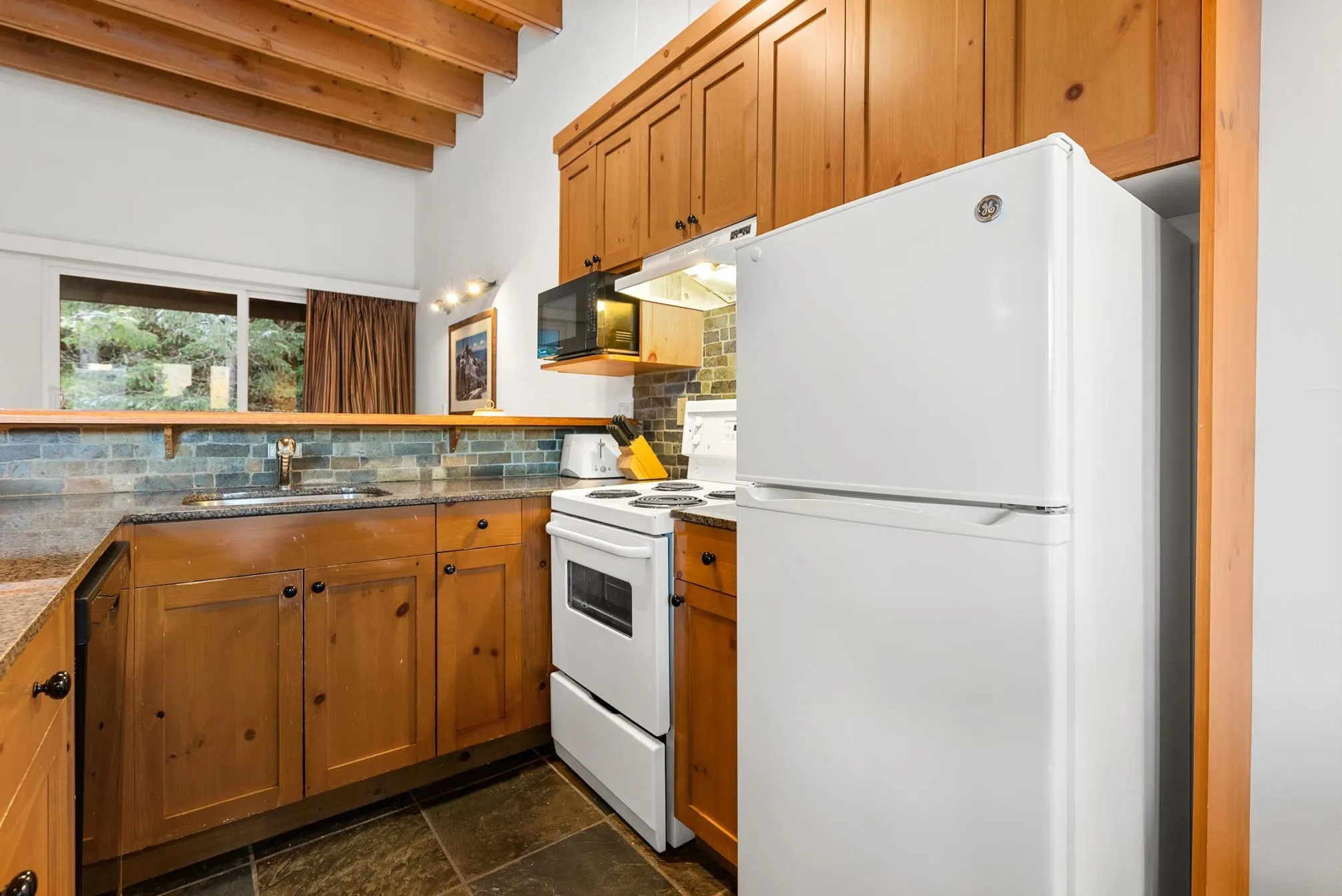 513 4200 Whistler Way