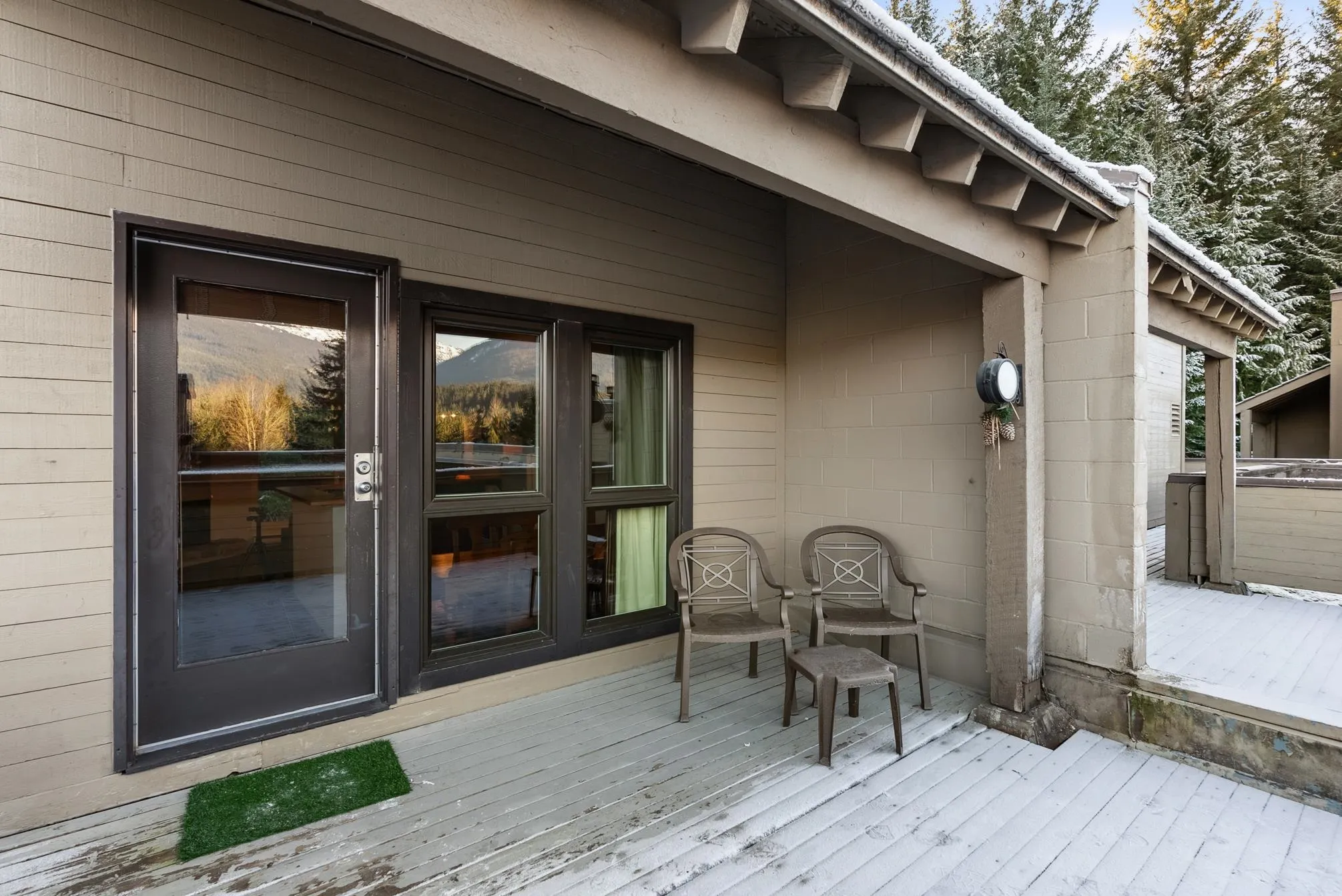 513 4200 Whistler Way