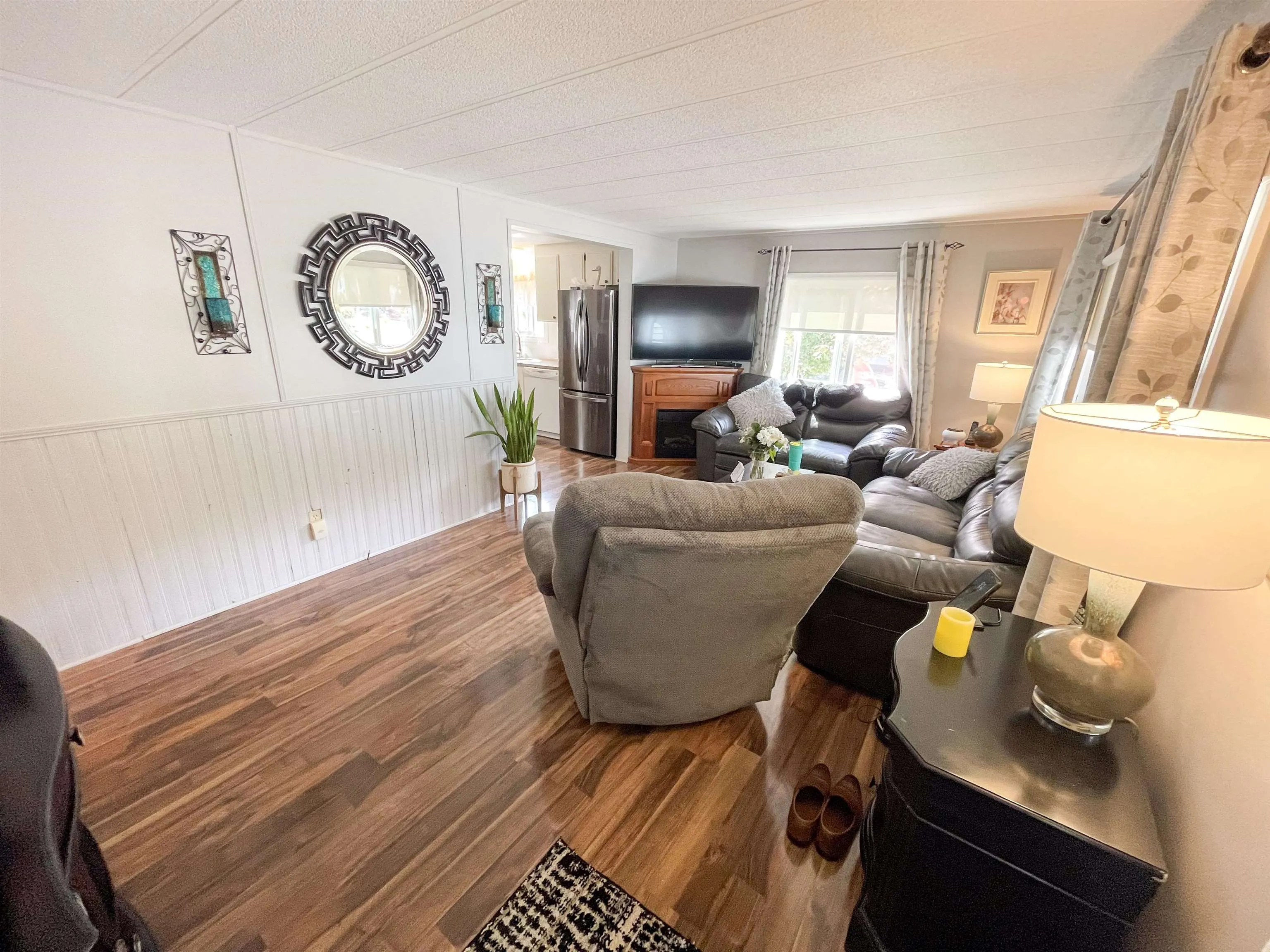 305 1840 160 Street