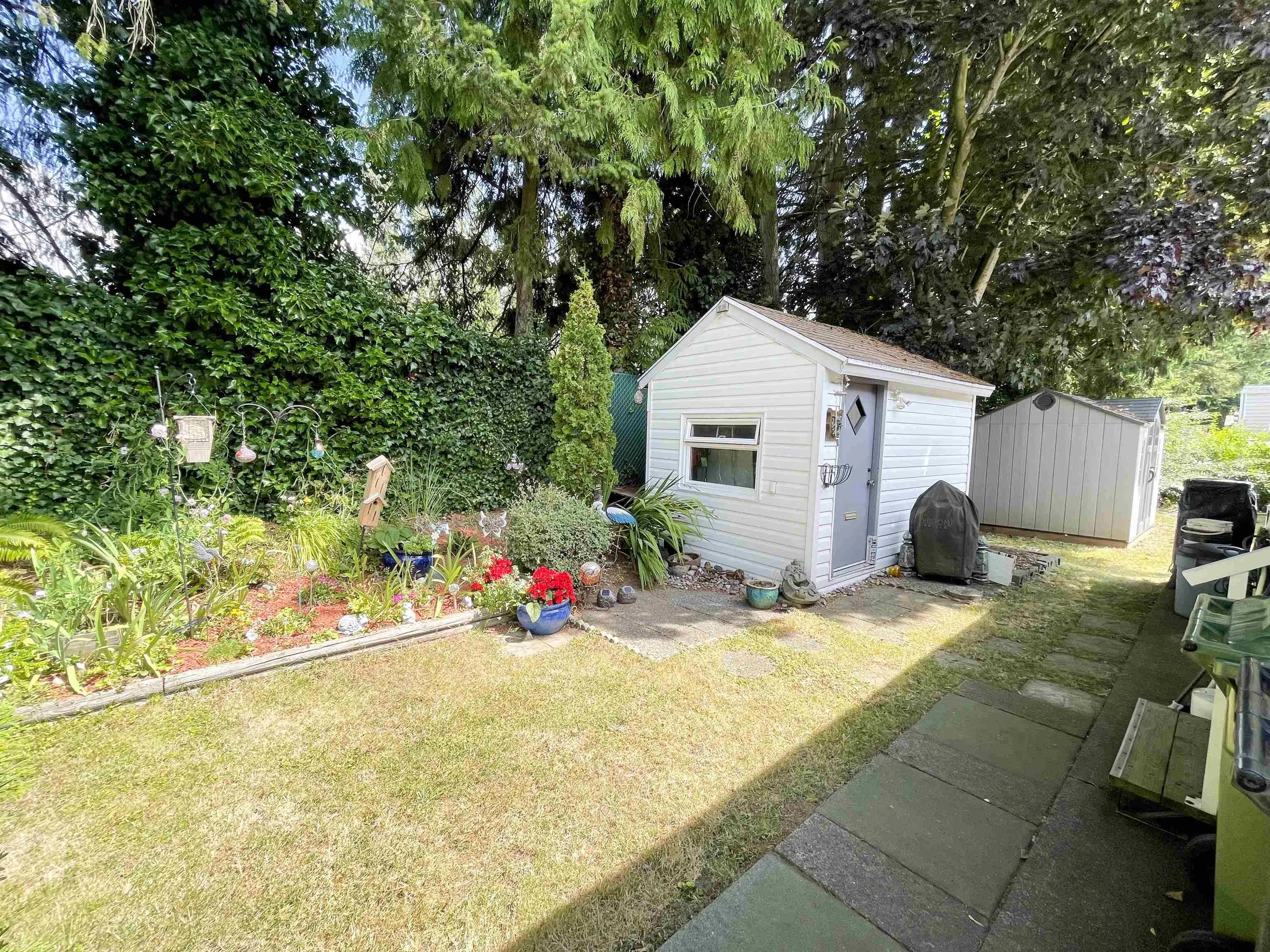 305 1840 160 Street