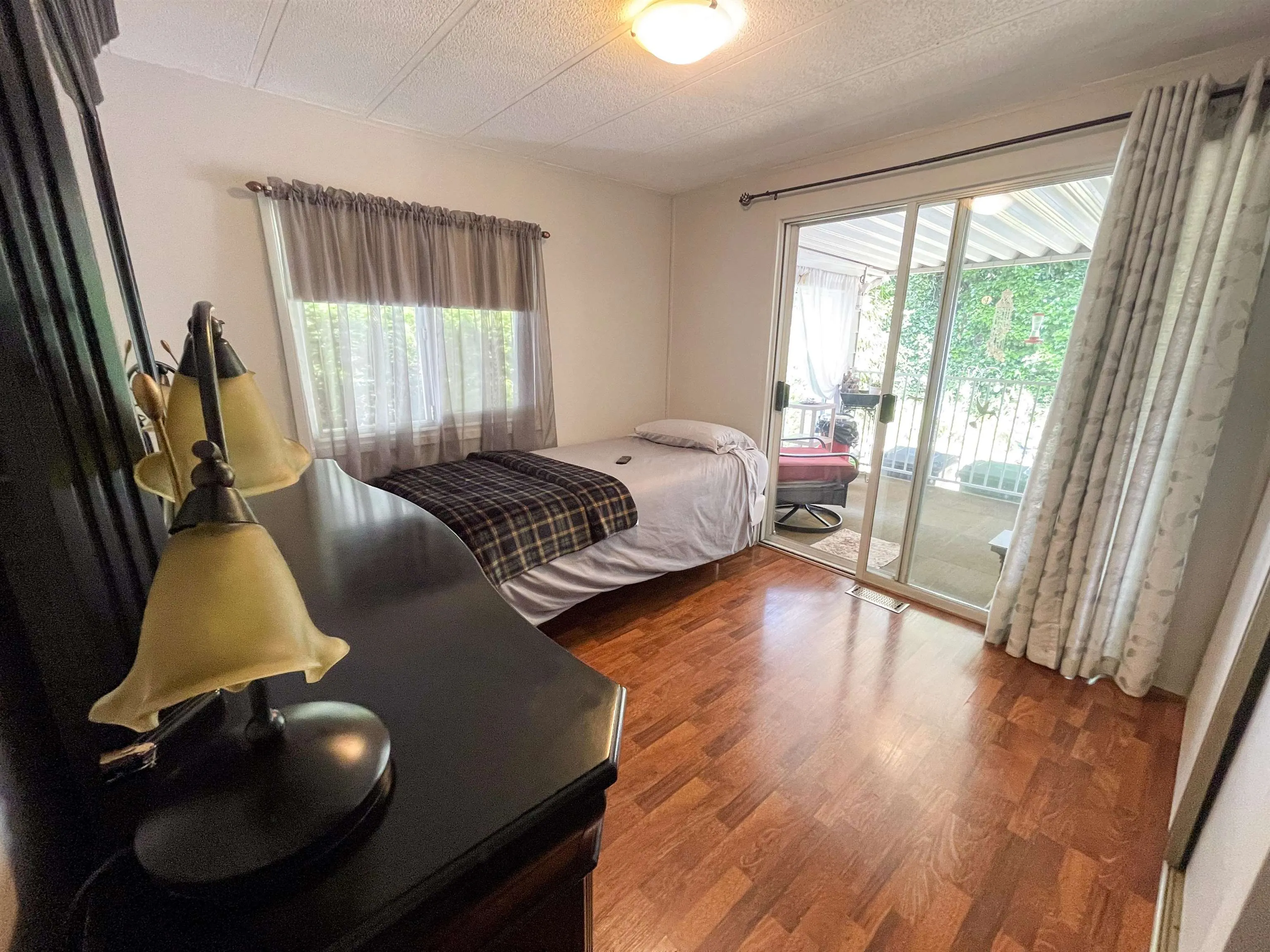305 1840 160 Street