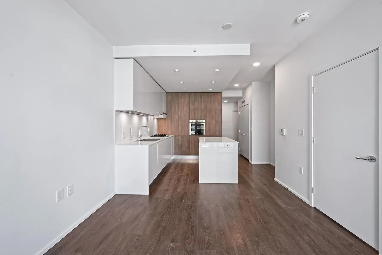 1906 4650 Brentwood Boulevard