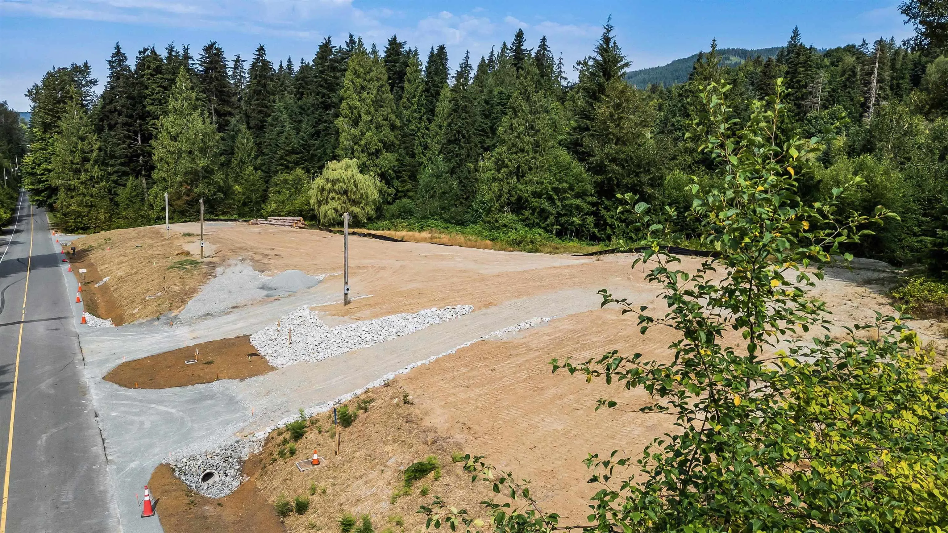 LT.2 34339 Ferndale Avenue