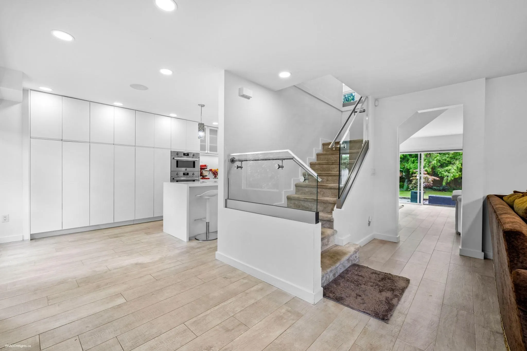6471 Gibbons Drive