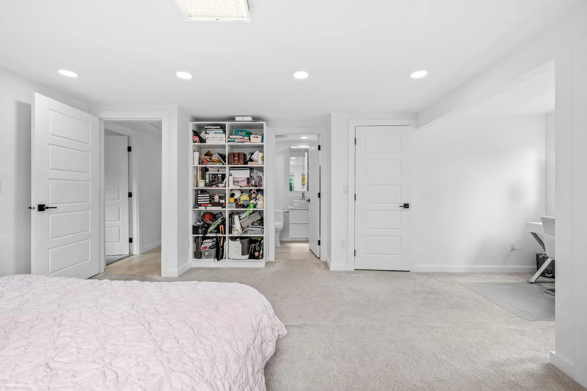 6471 Gibbons Drive