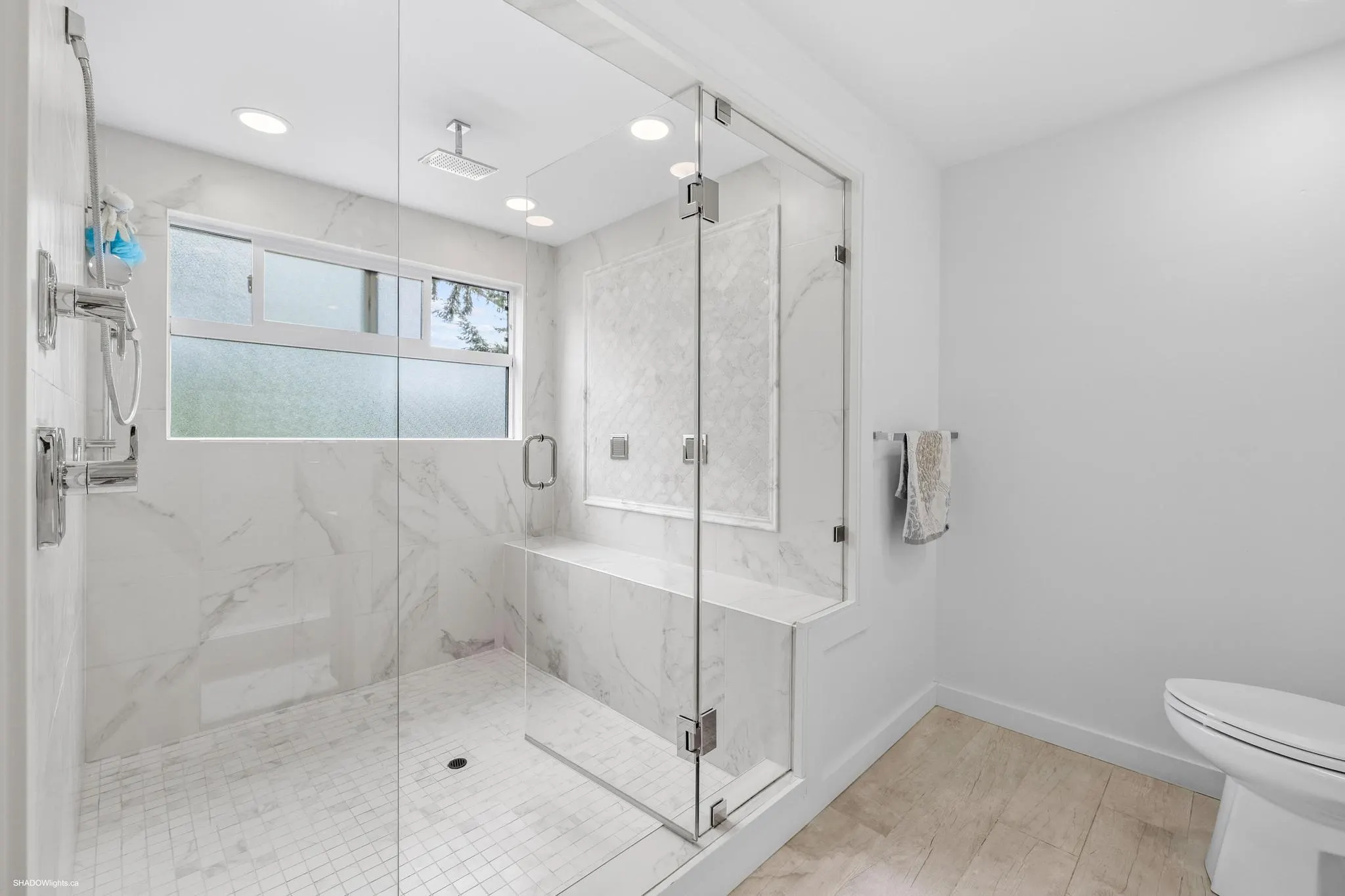 6471 Gibbons Drive