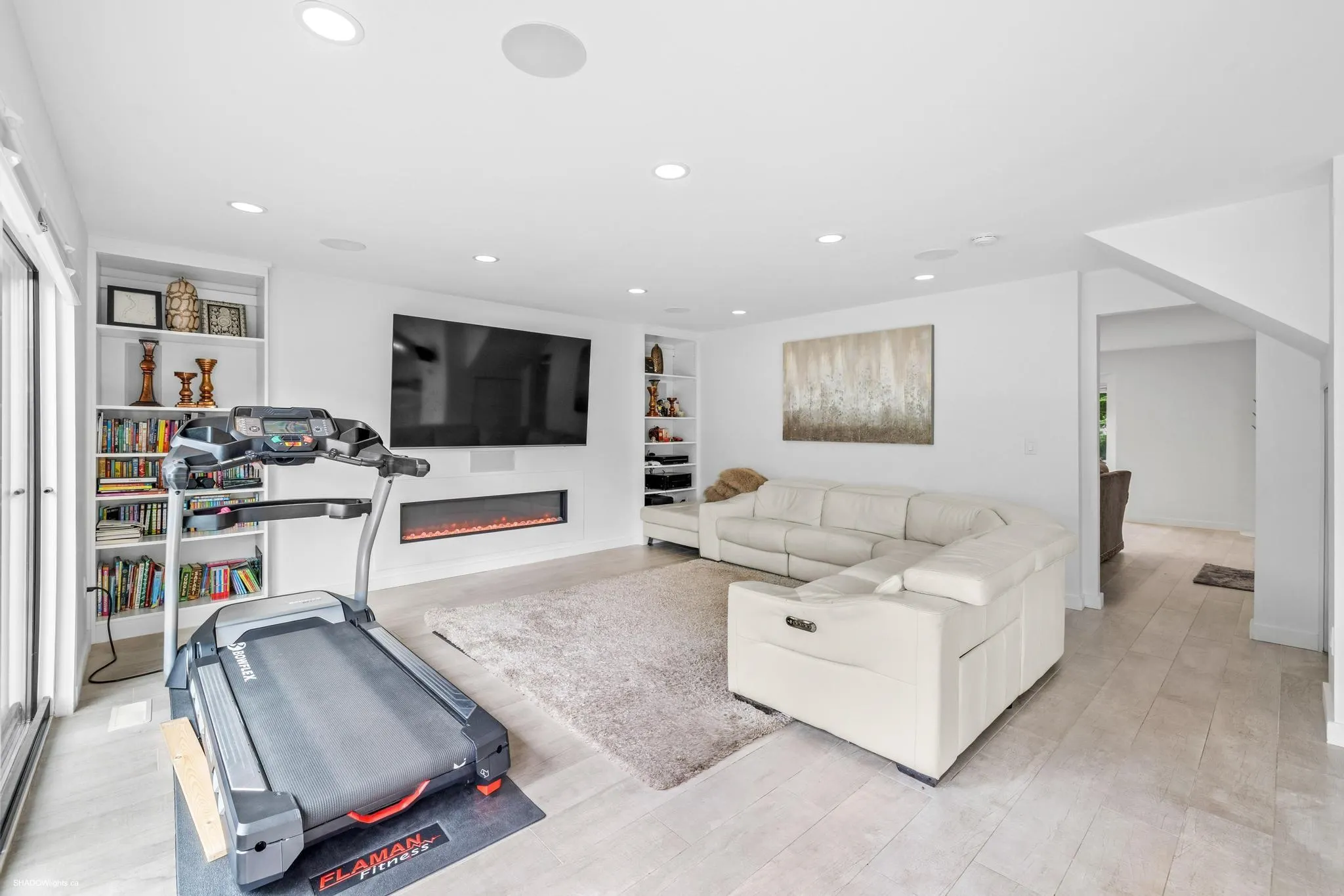 6471 Gibbons Drive