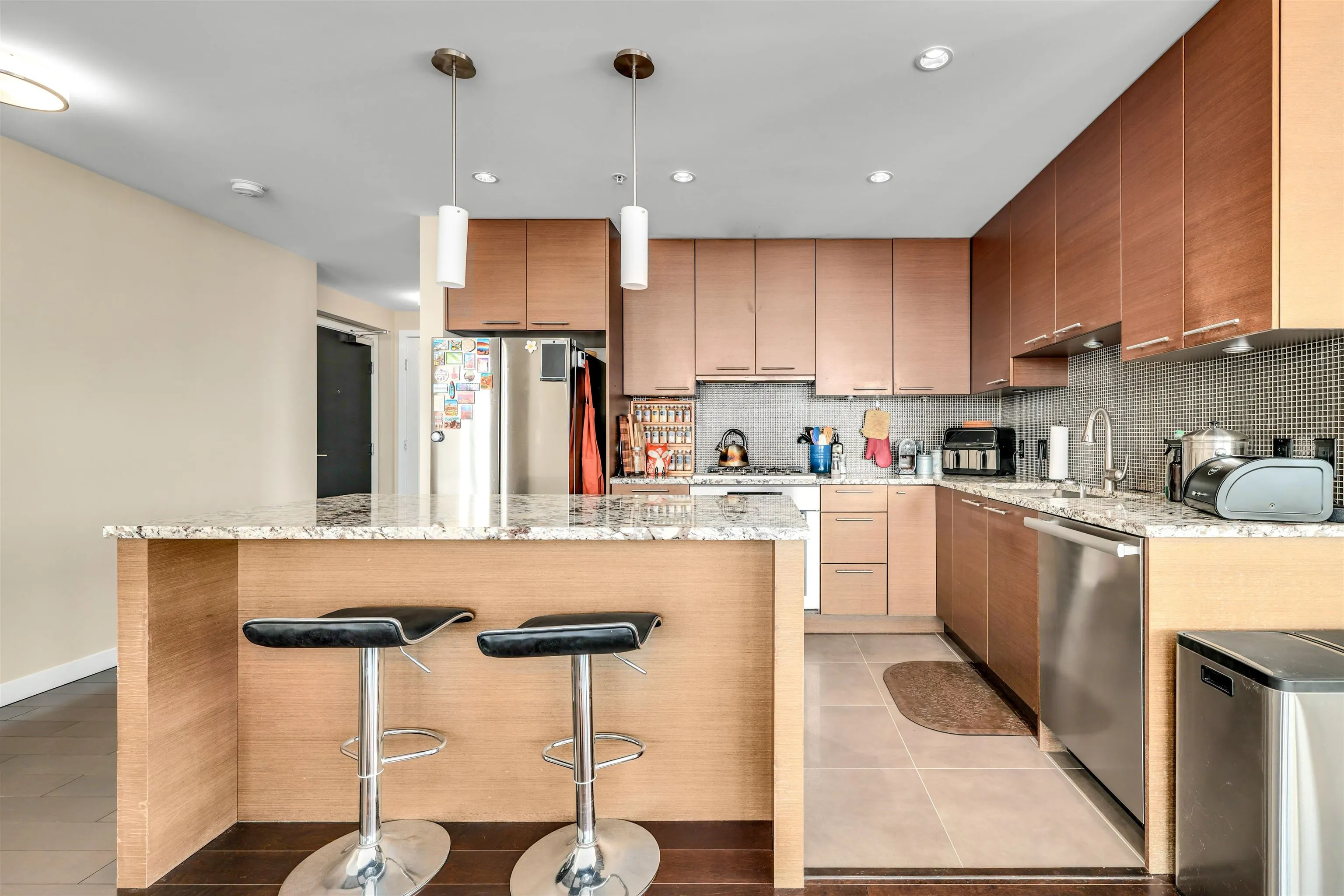 1801 6168 Wilson Avenue
