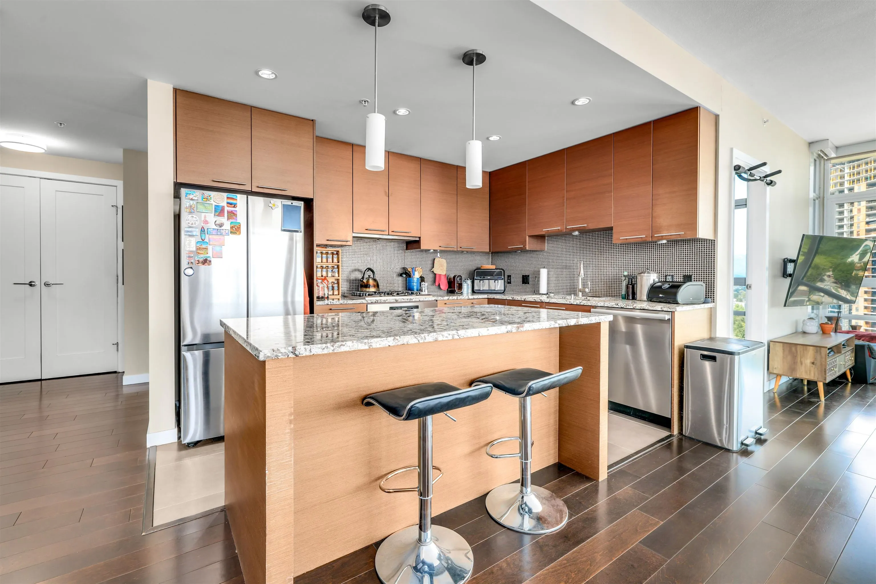1801 6168 Wilson Avenue