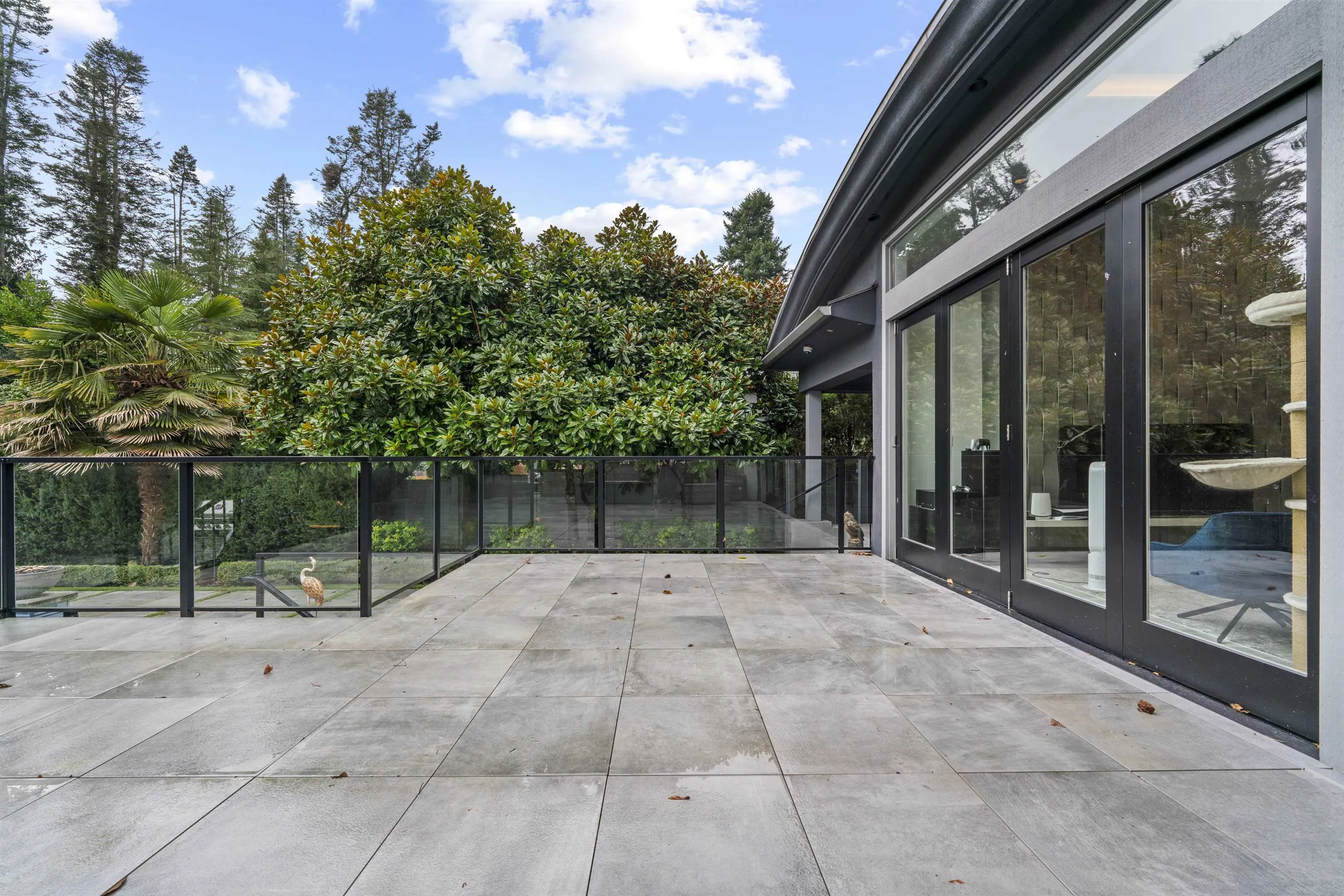 4215 Evergreen Avenue