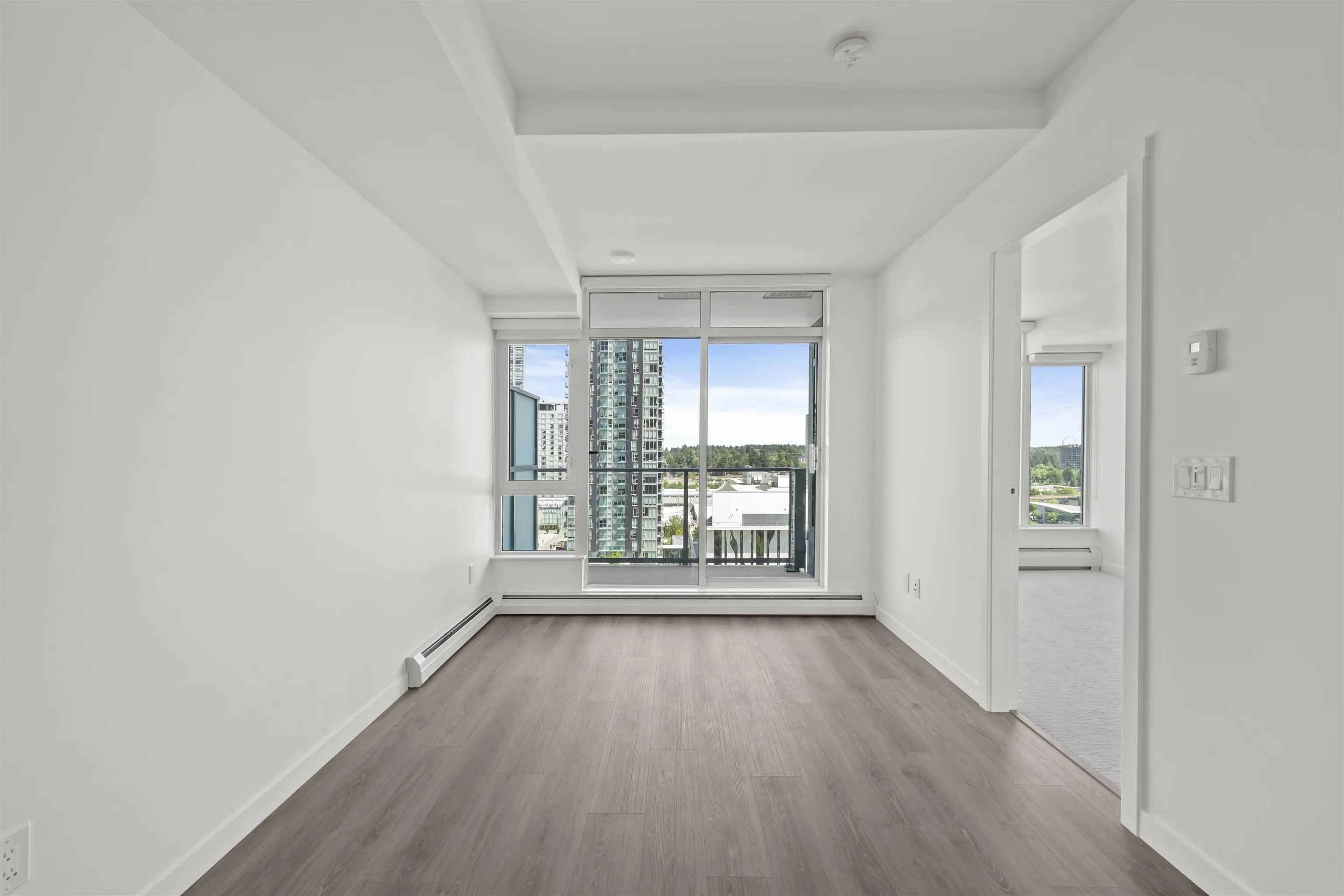 1211 13350 Central Avenue