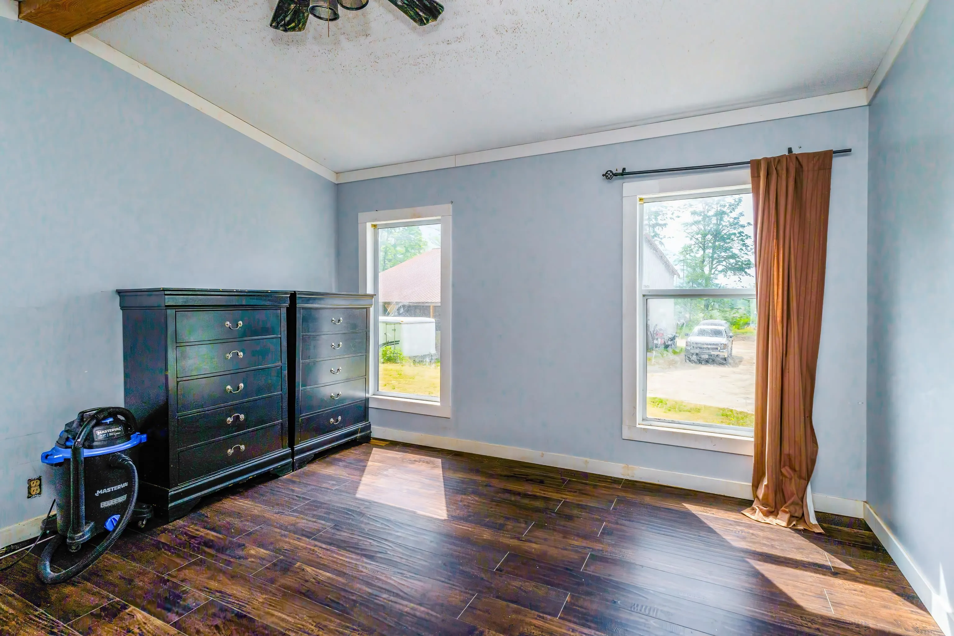 12856 Degraff Road