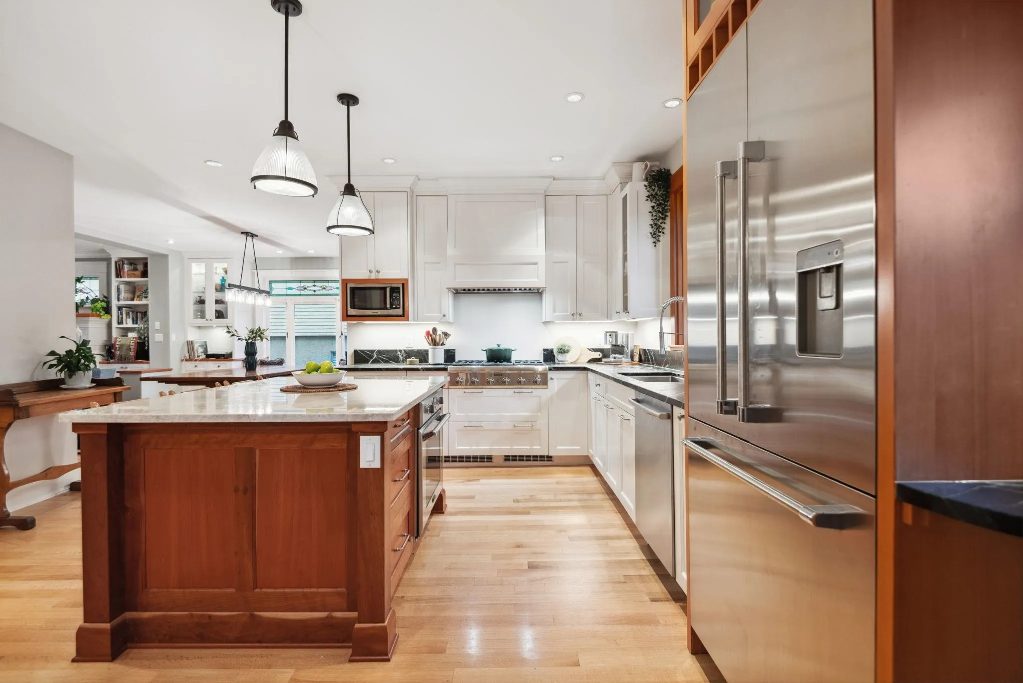 346 E 5th Street