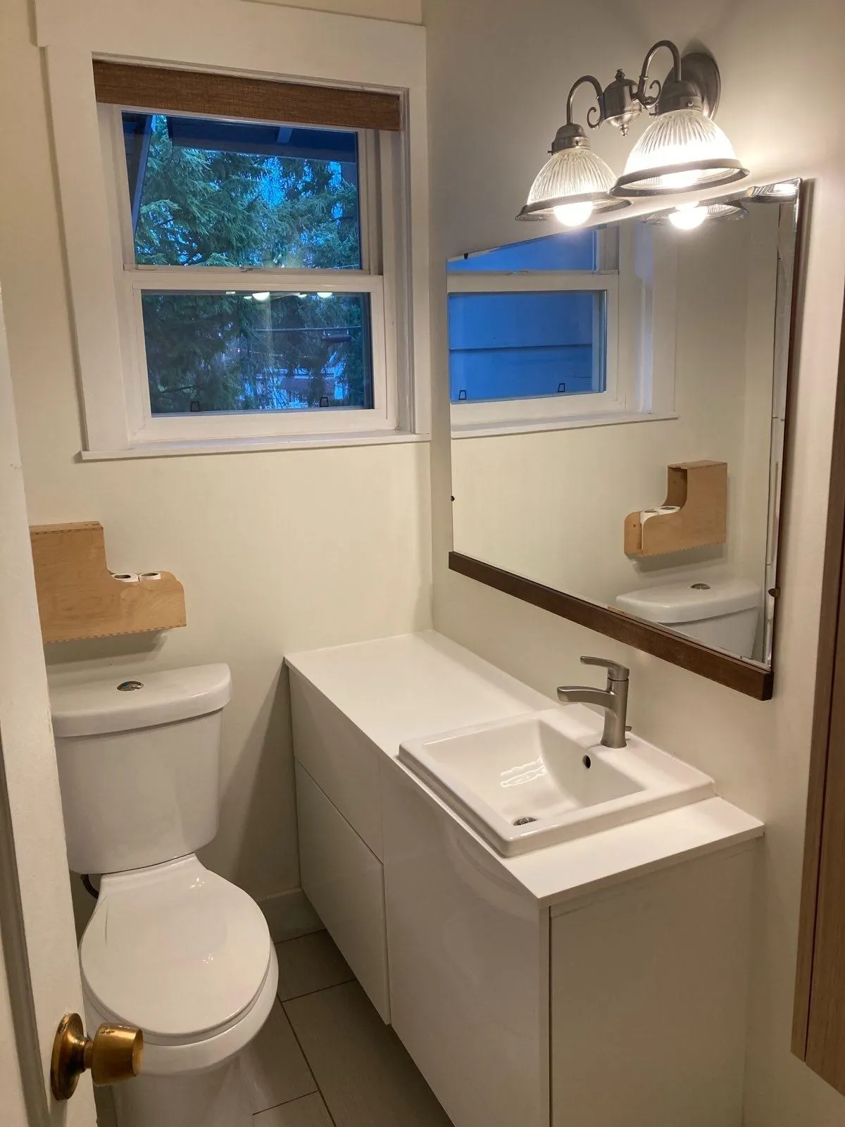 UPPER 3076 Clark Drive