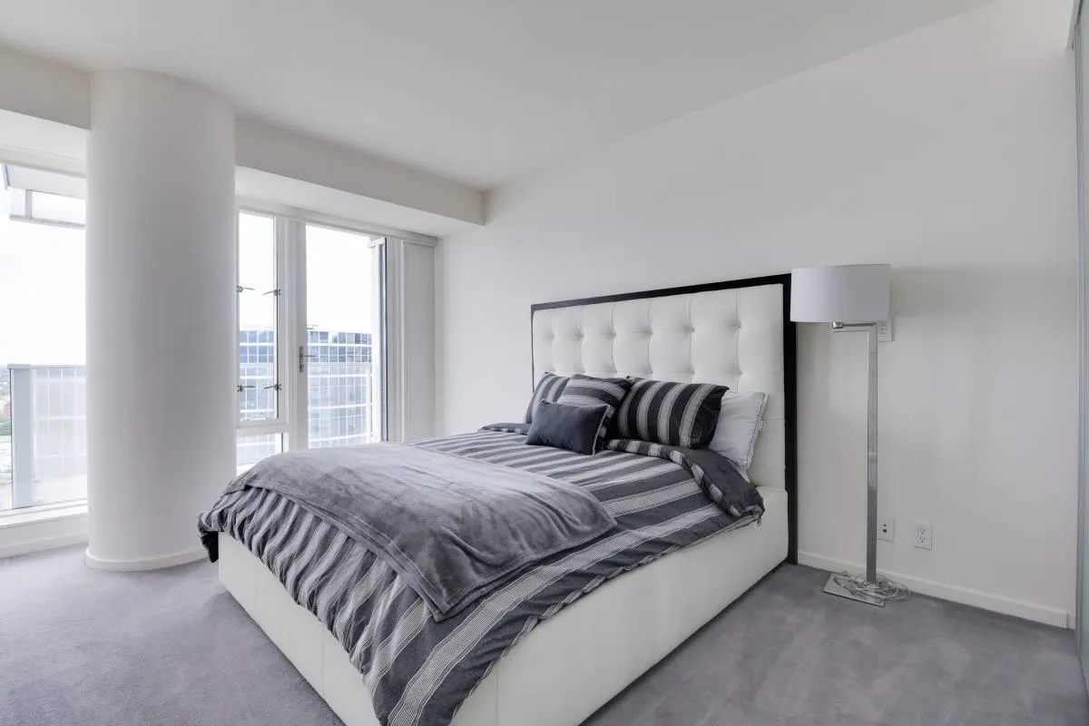 3001 1011 W Cordova Street