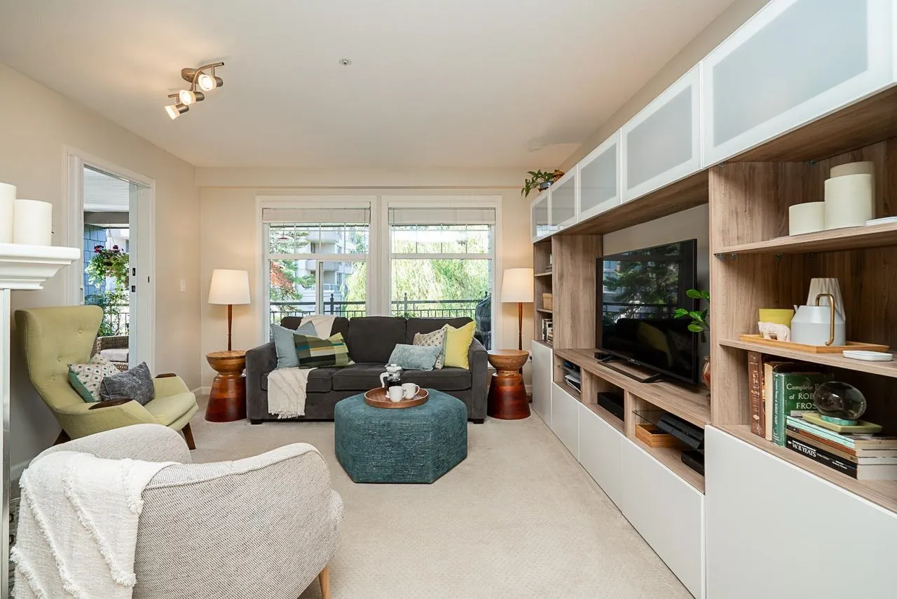 315 3075 Primrose Lane