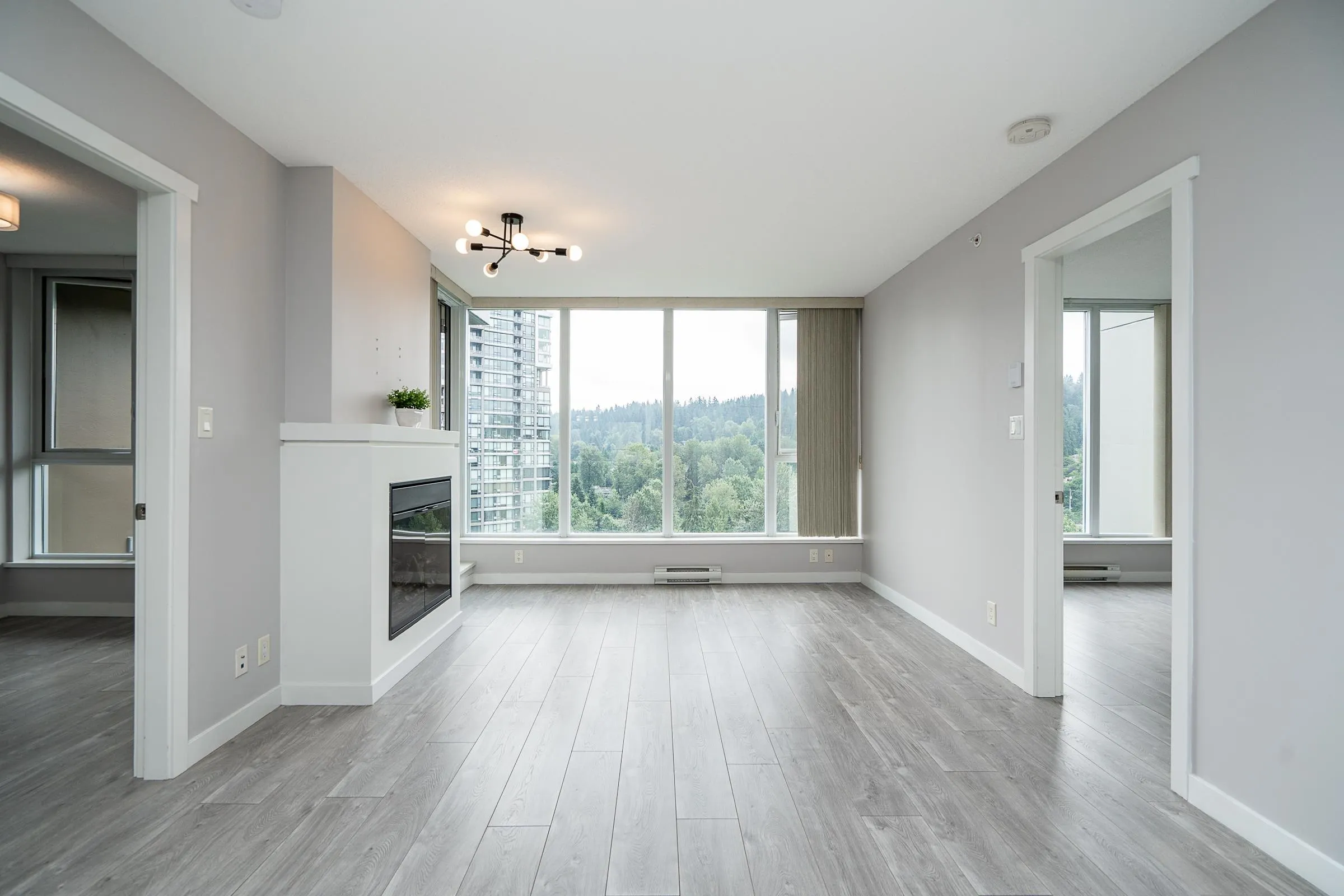 1909 660 Nootka Way