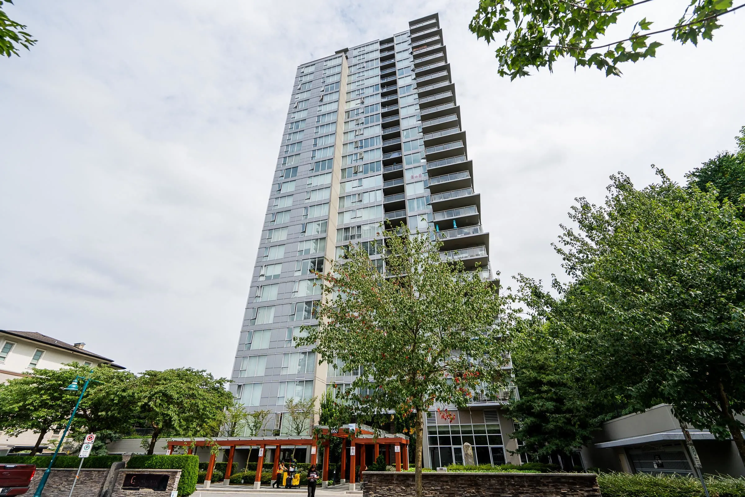 1909 660 Nootka Way