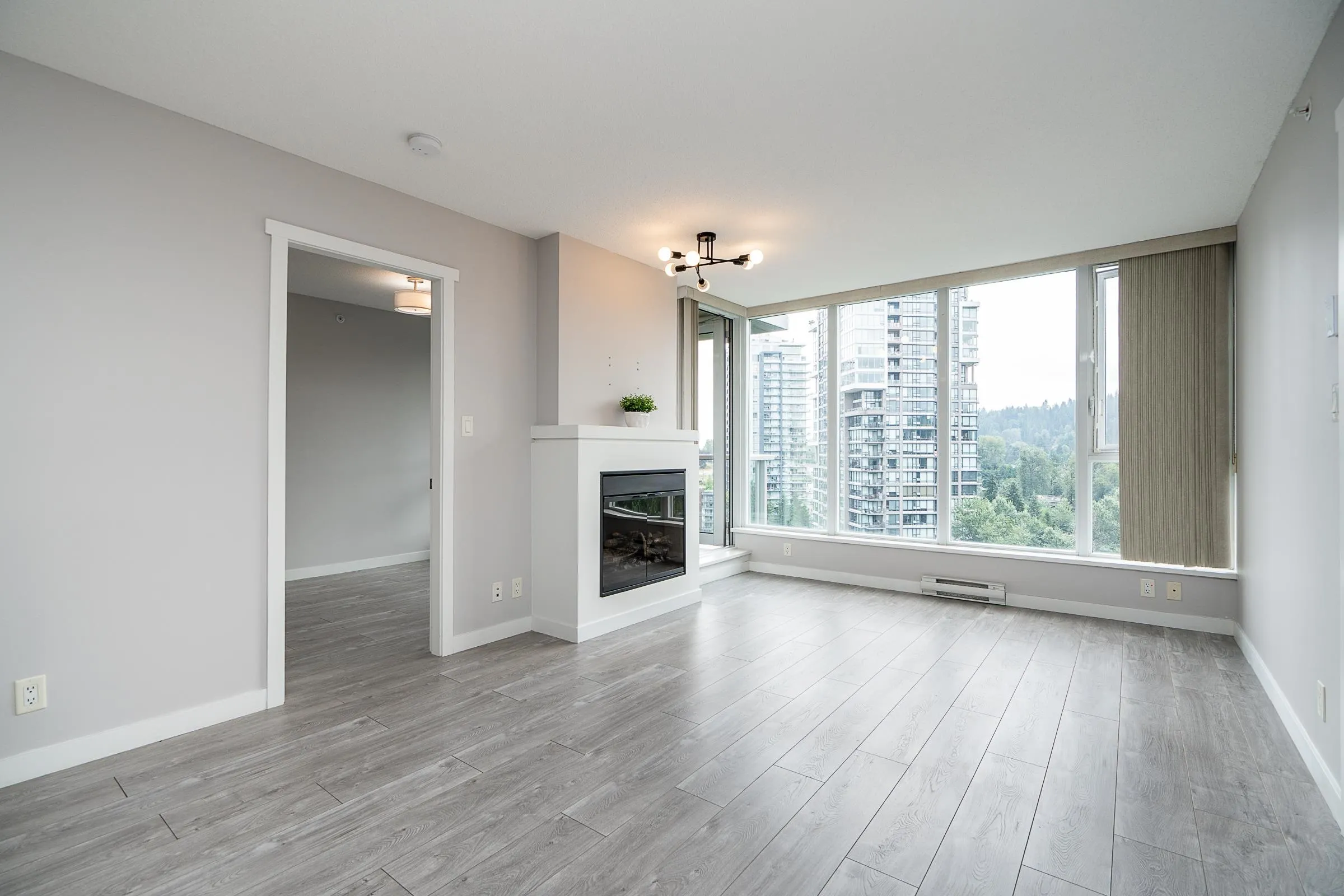 1909 660 Nootka Way