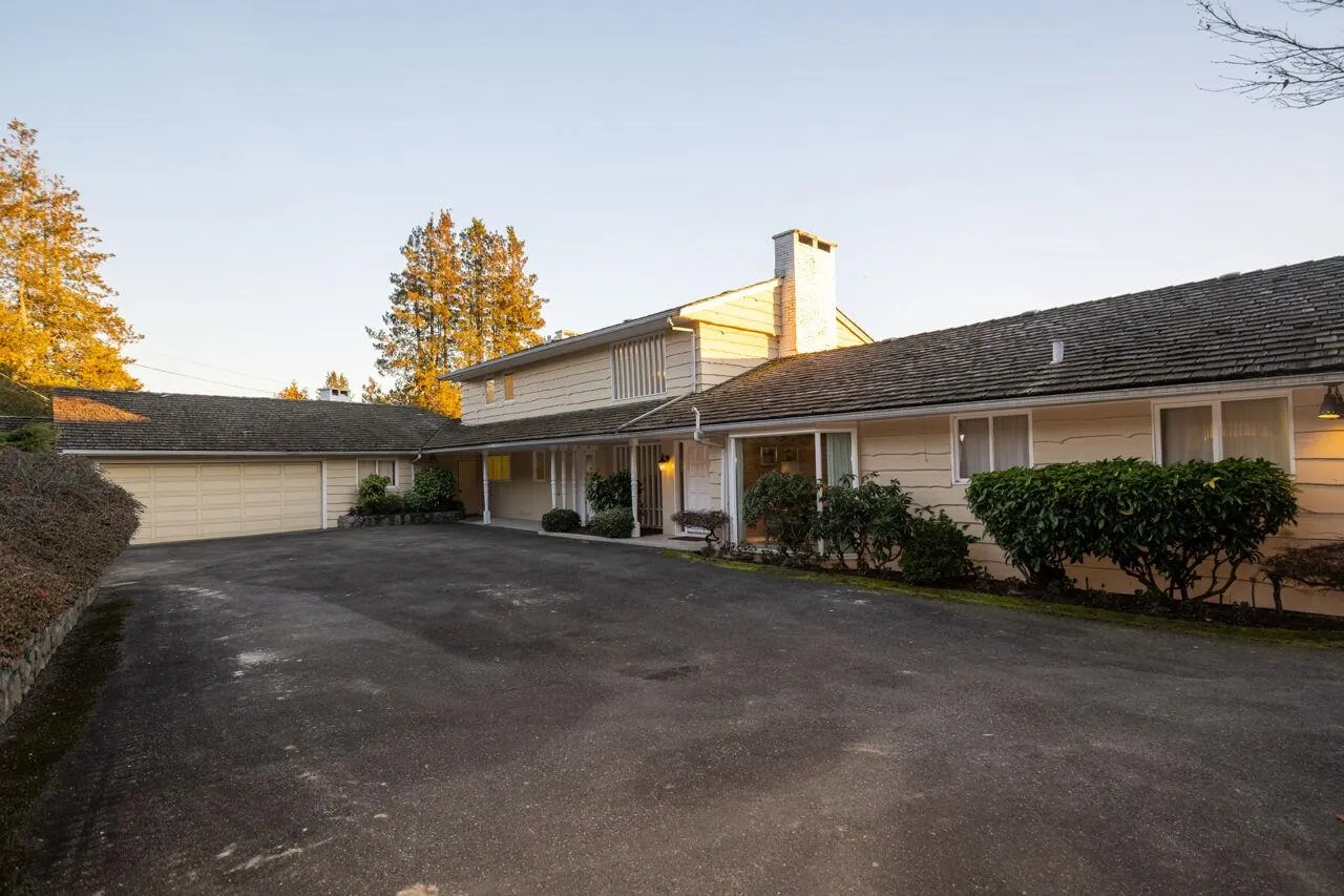 735 Fairmile Road