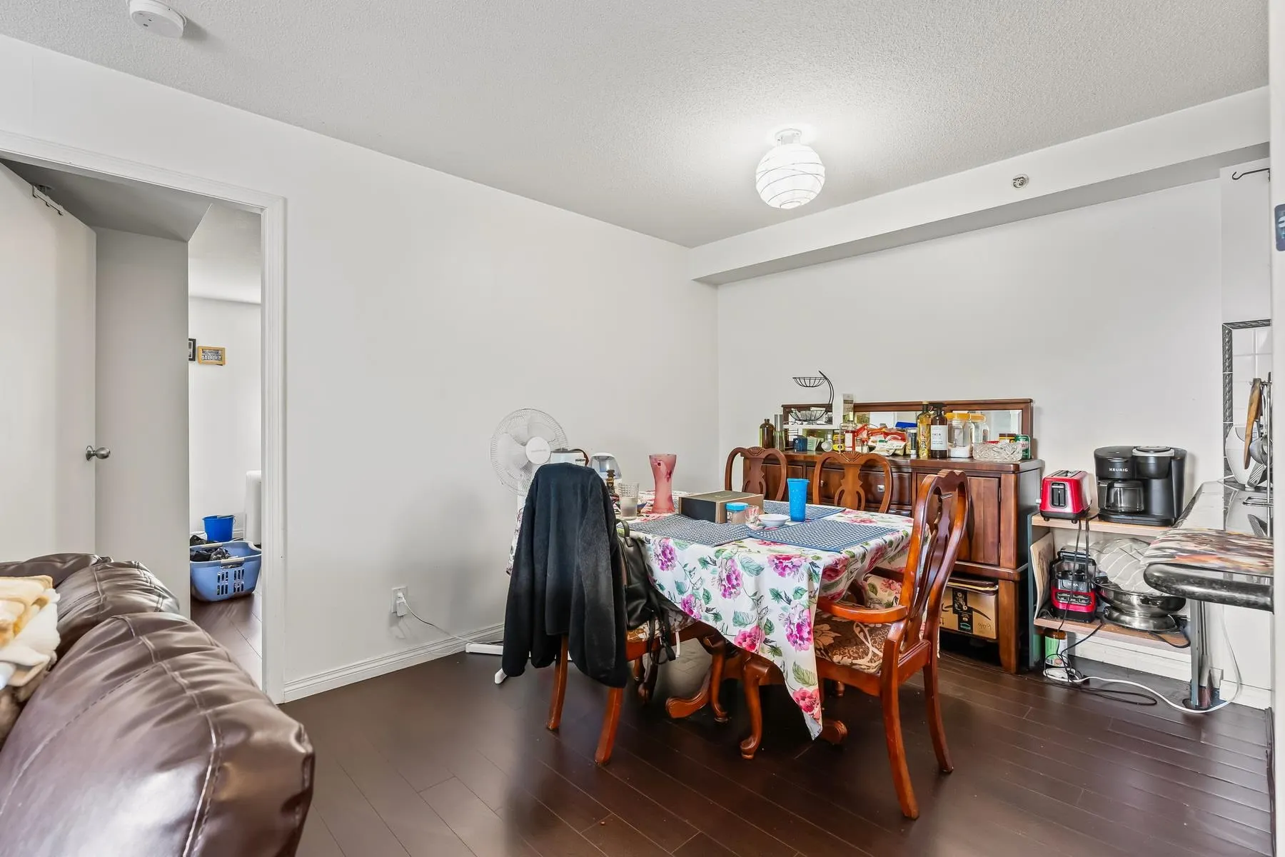 501 6611 Cooney Road