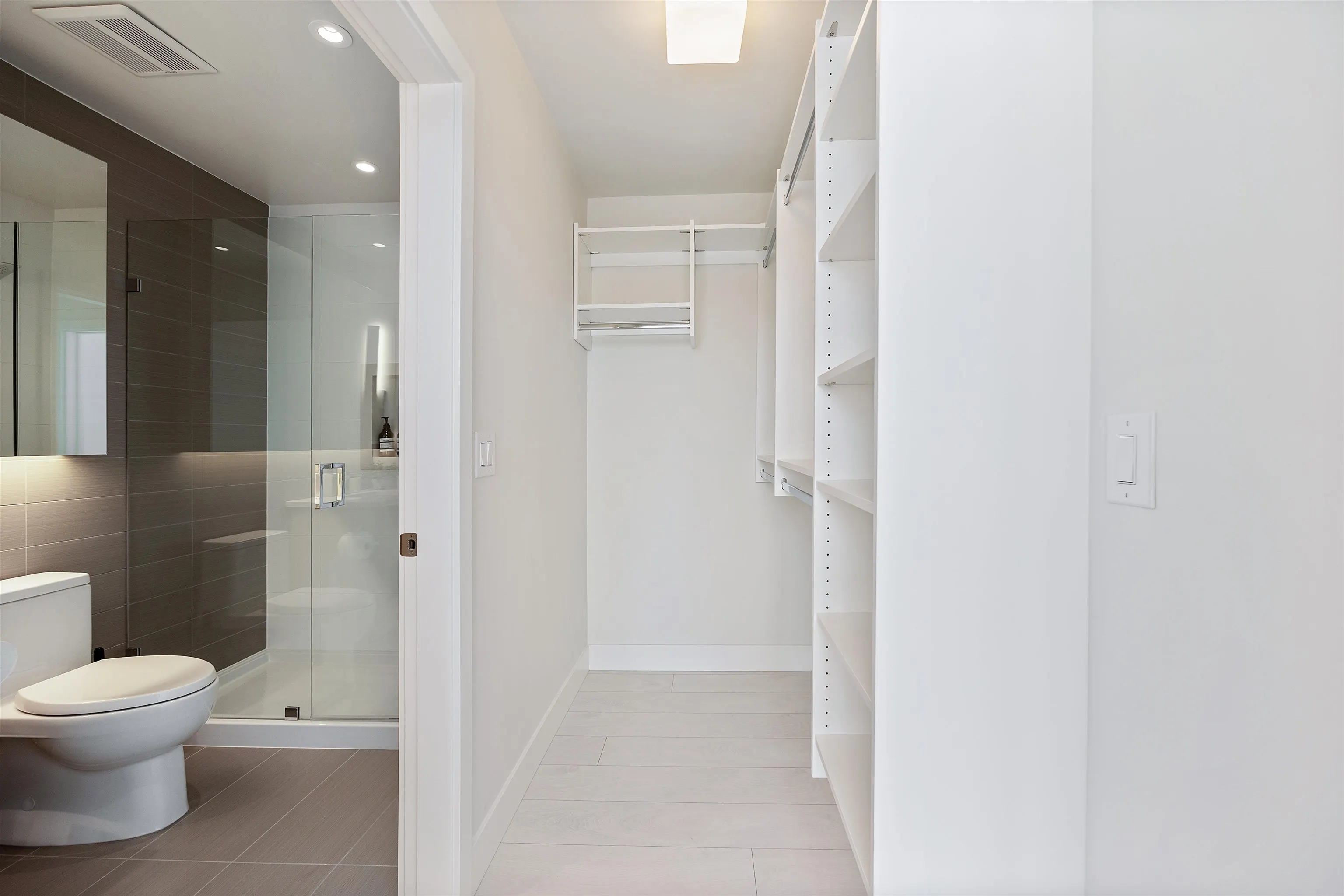 1607 3538 Sawmill Crescent